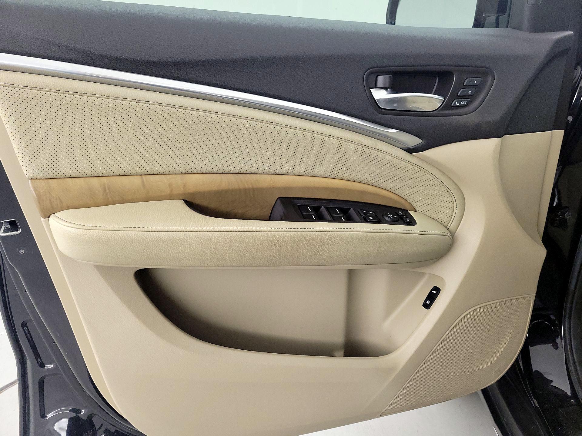 Thumbnail: 2019 Acura MDX - 12