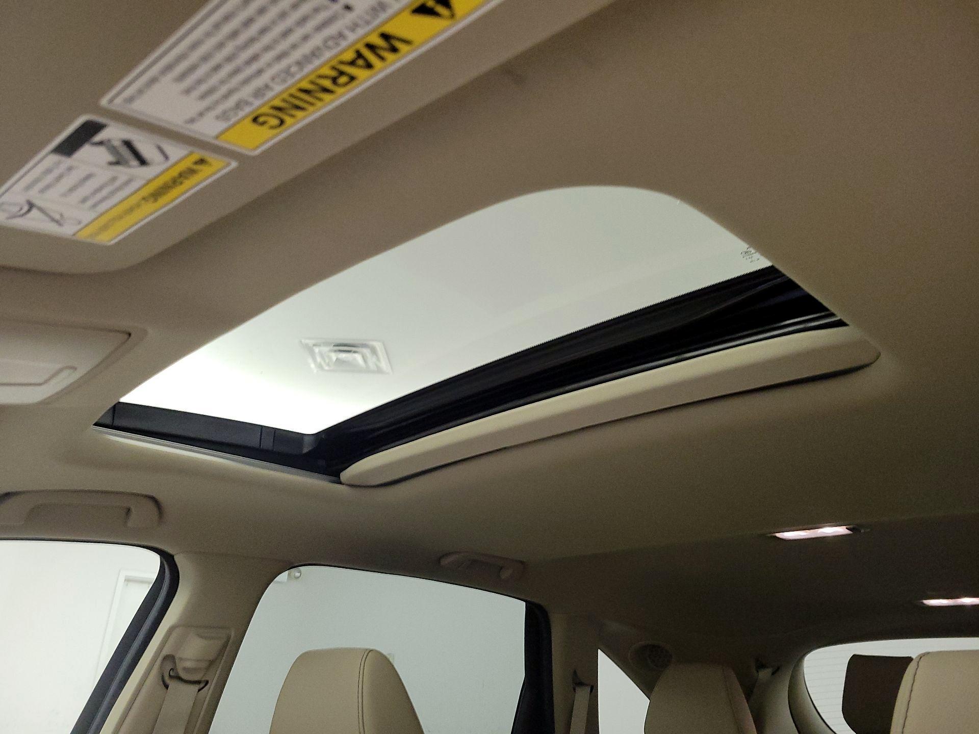 Thumbnail: 2019 Acura MDX - 20