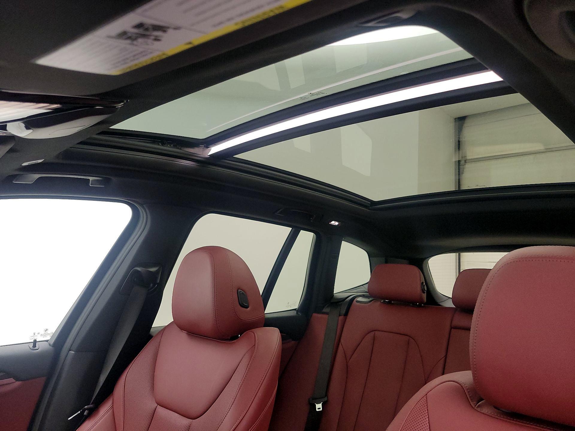 Thumbnail: 2022 BMW X3 - 20