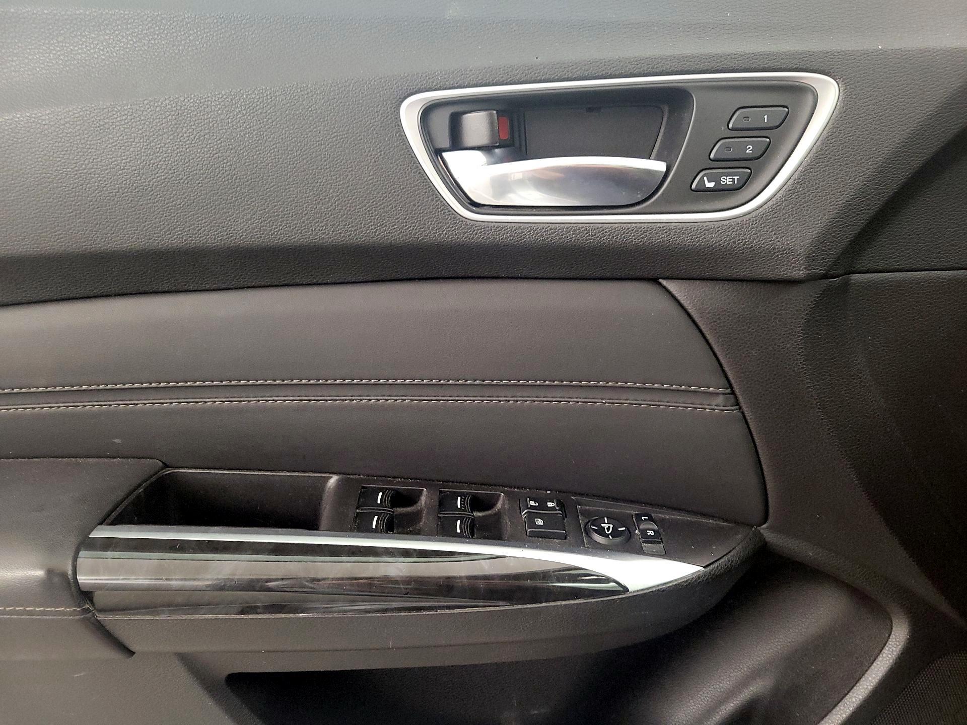 Thumbnail: 2018 Acura TLX - 12