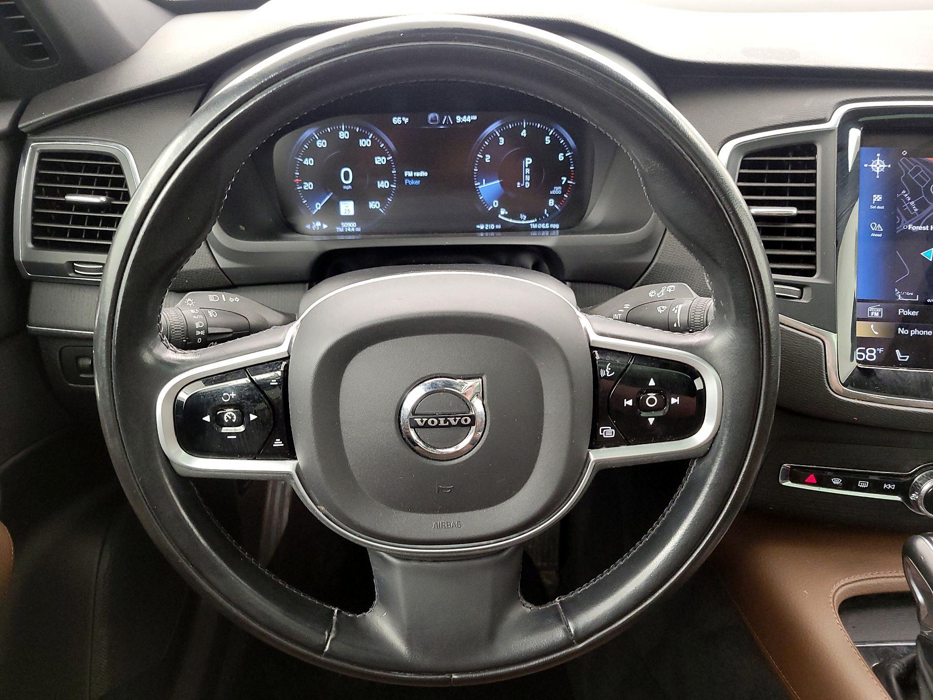 Thumbnail: 2020 Volvo XC90 - 10