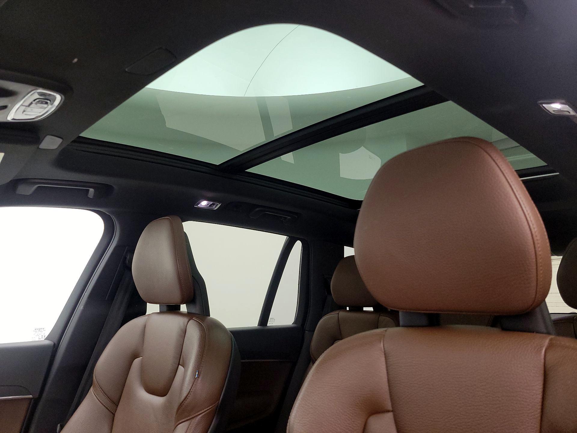 Thumbnail: 2020 Volvo XC90 - 19