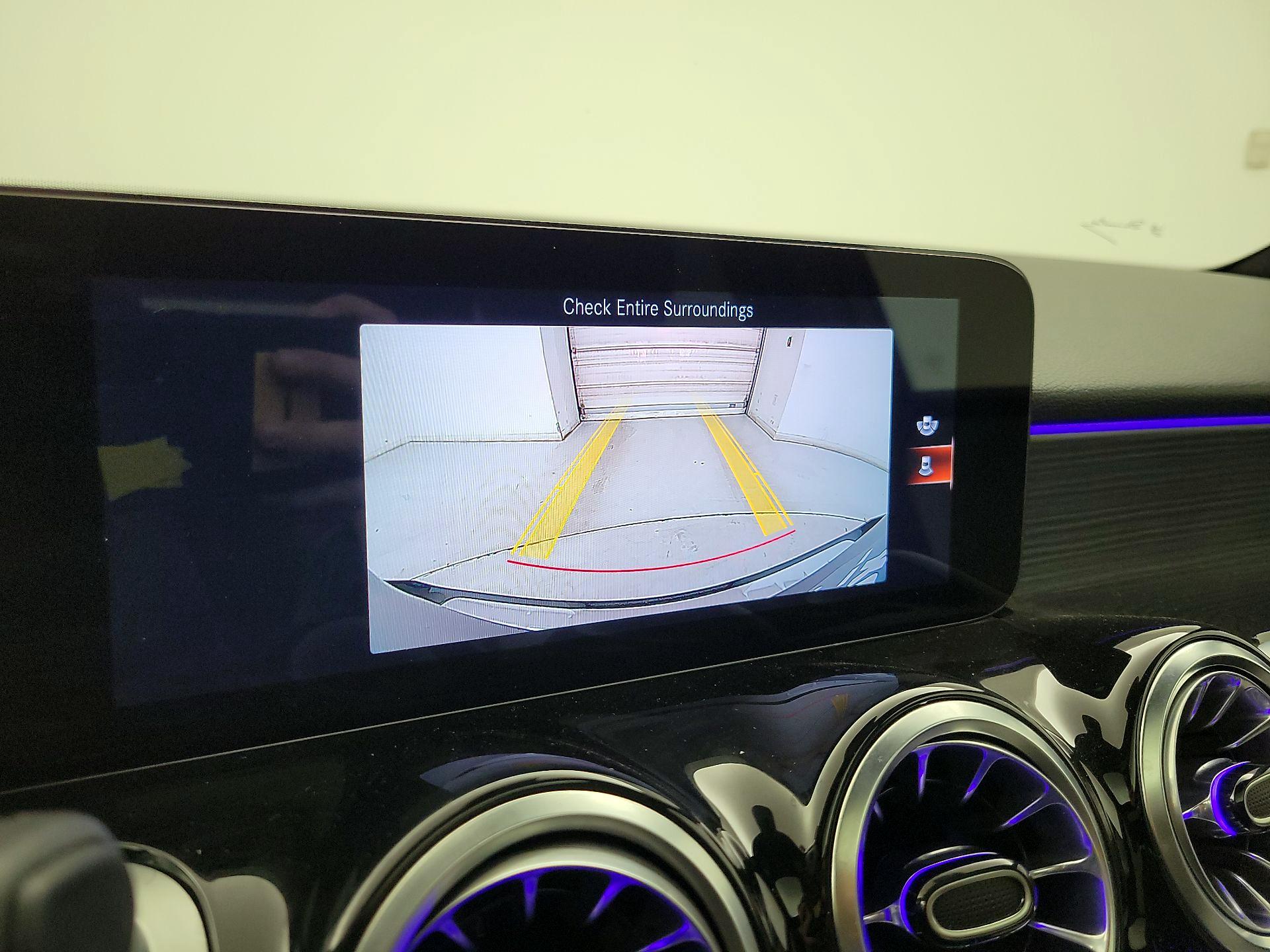 Thumbnail: 2022 Mercedes-Benz GLB - 15