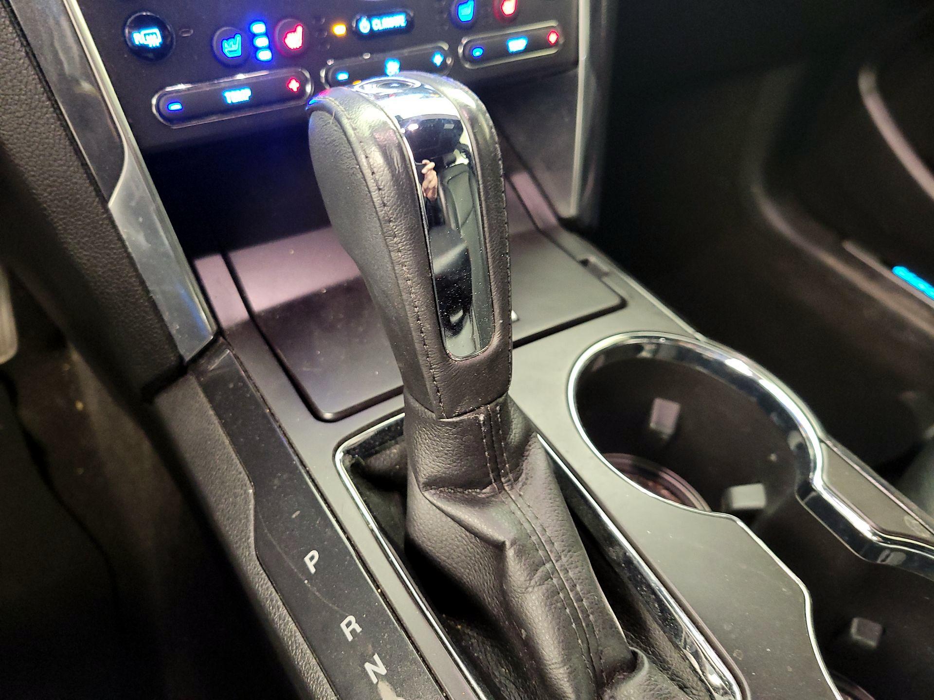 Thumbnail: 2019 Ford Explorer - 18