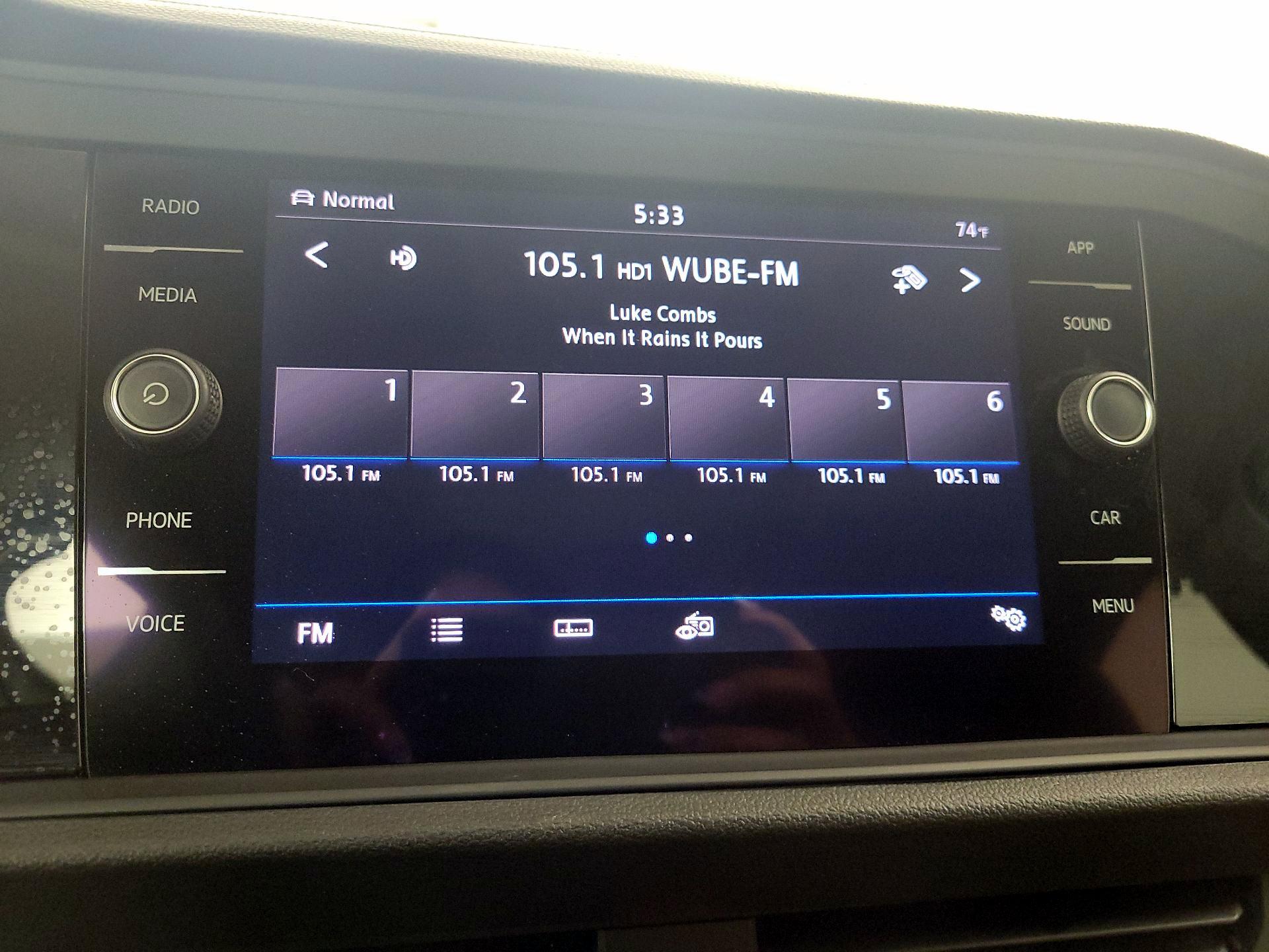 Thumbnail: 2019 Volkswagen Jetta - 15