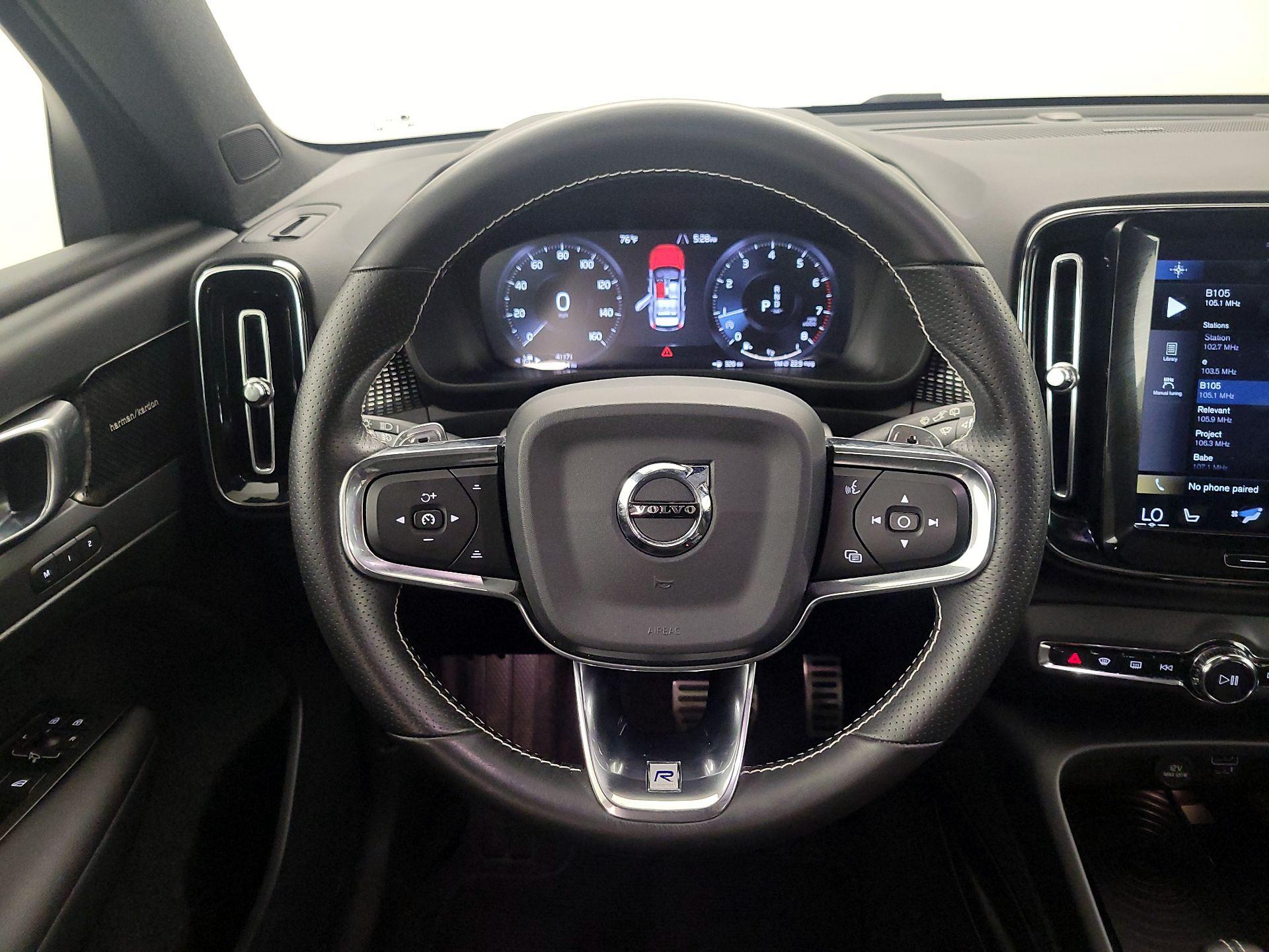 Thumbnail: 2019 Volvo XC40 - 10