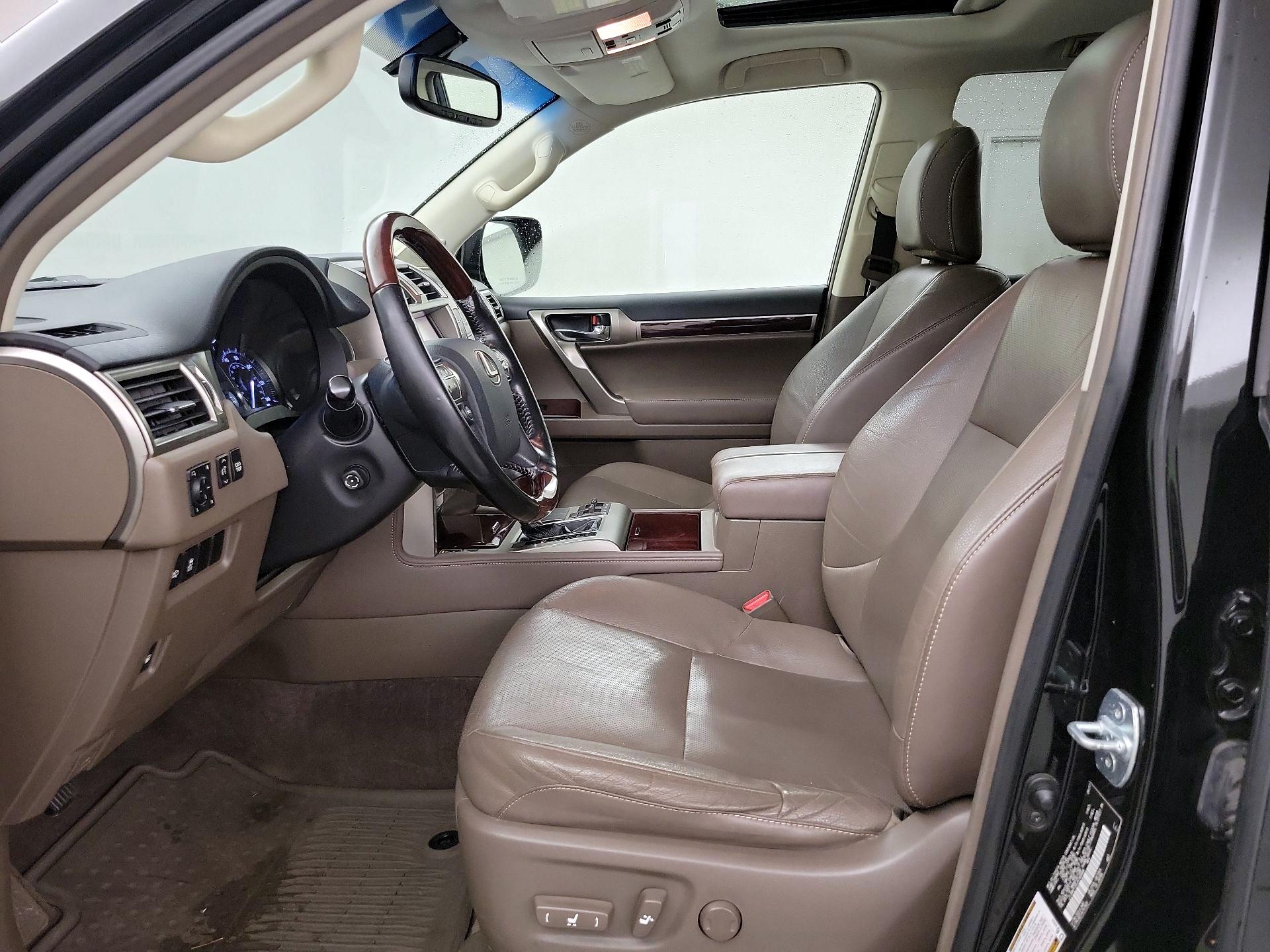 Thumbnail: 2018 Lexus GX - 11