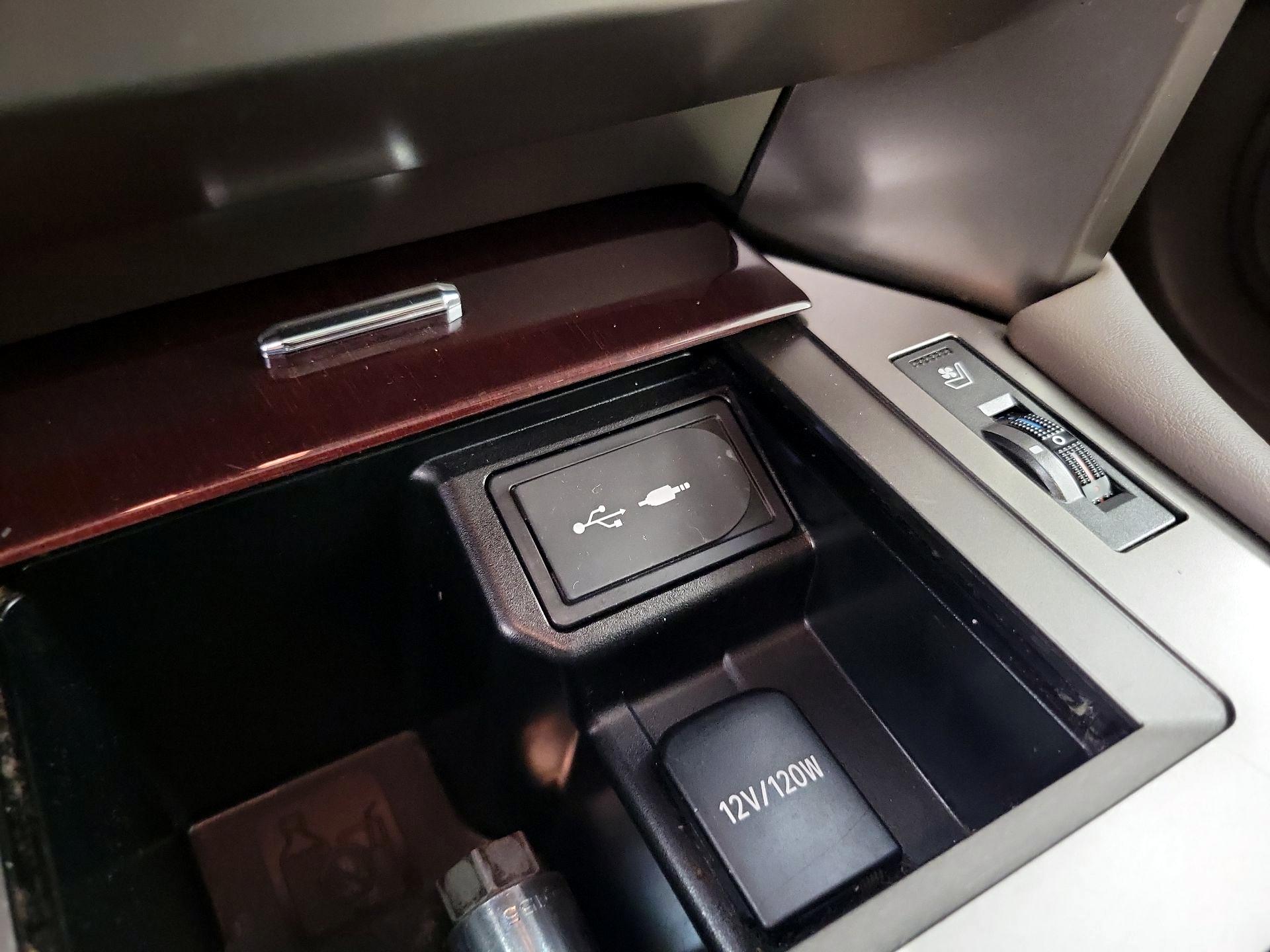 Thumbnail: 2018 Lexus GX - 19