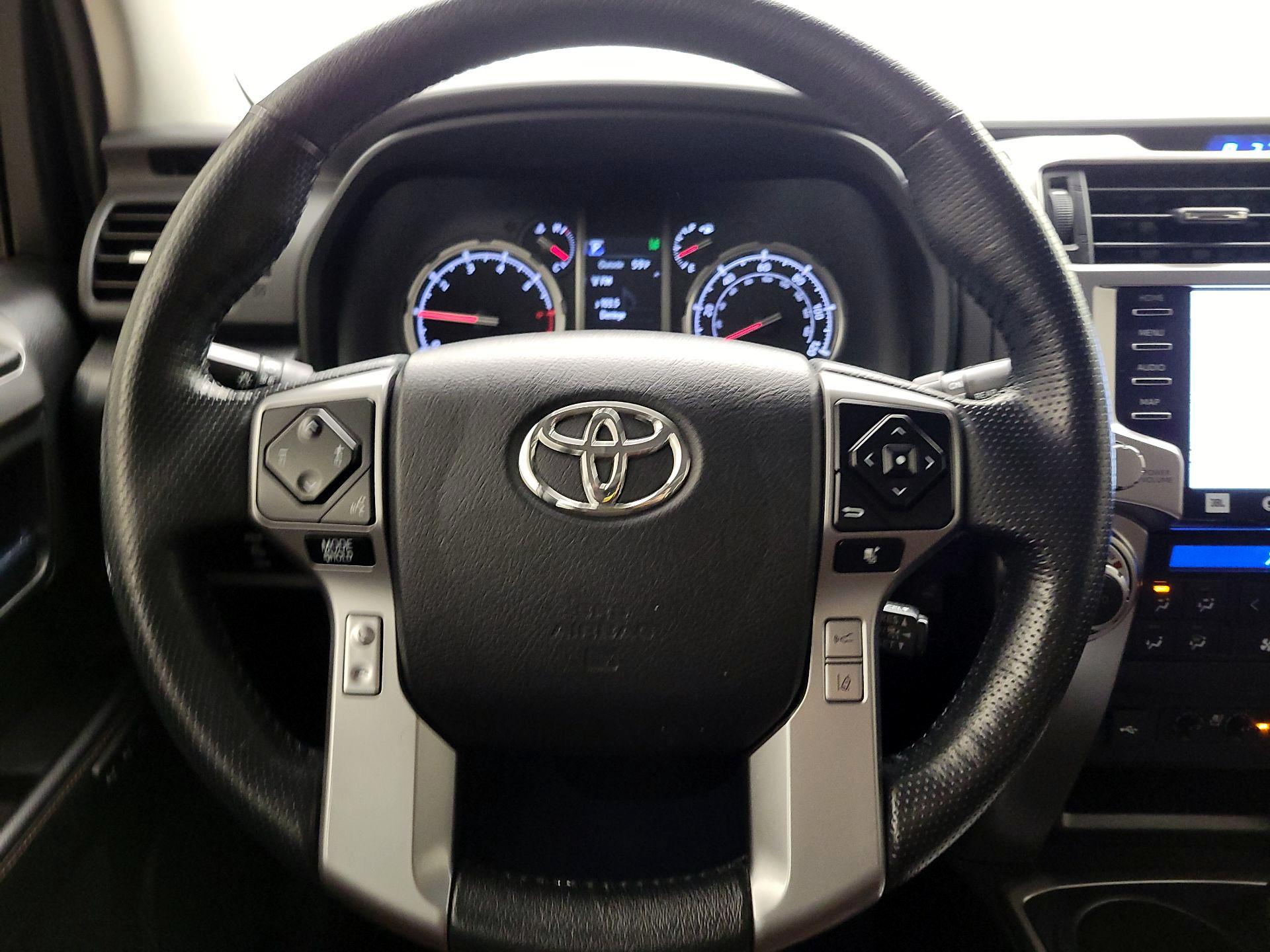 Thumbnail: 2023 Toyota 4Runner - 10