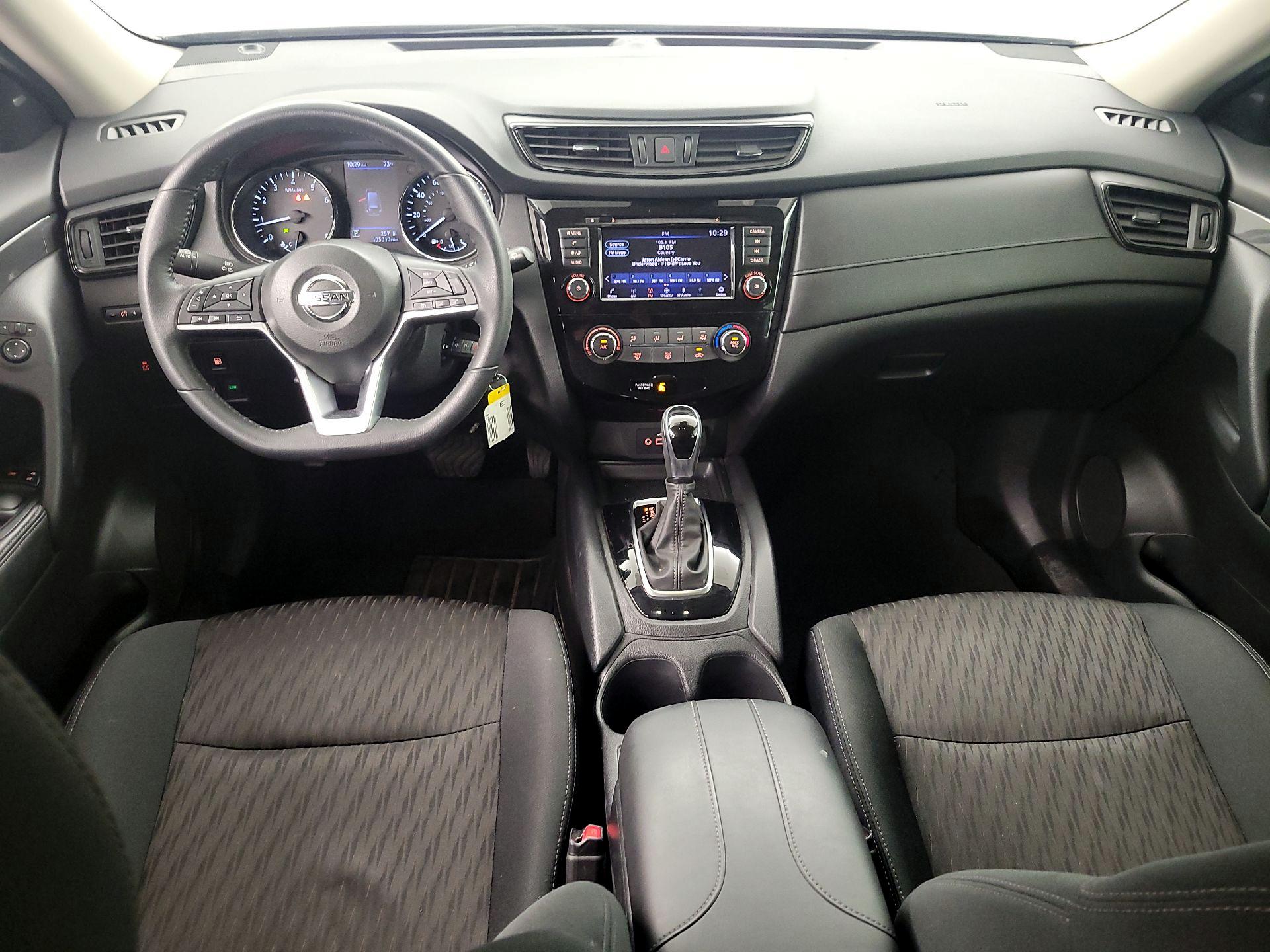 Thumbnail: 2020 Nissan Rogue - 9