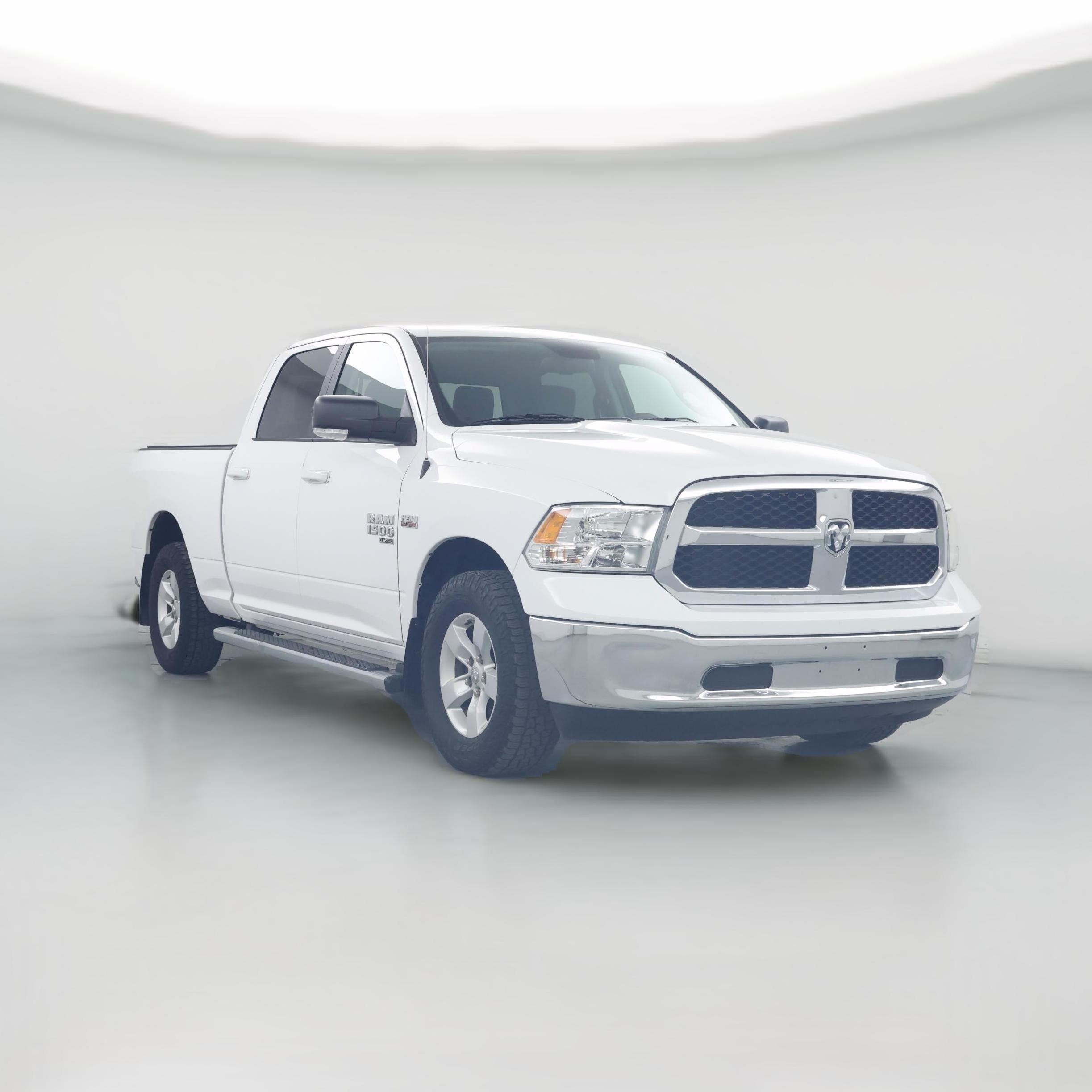 Thumbnail: 2020 RAM 1500 Classic - 1