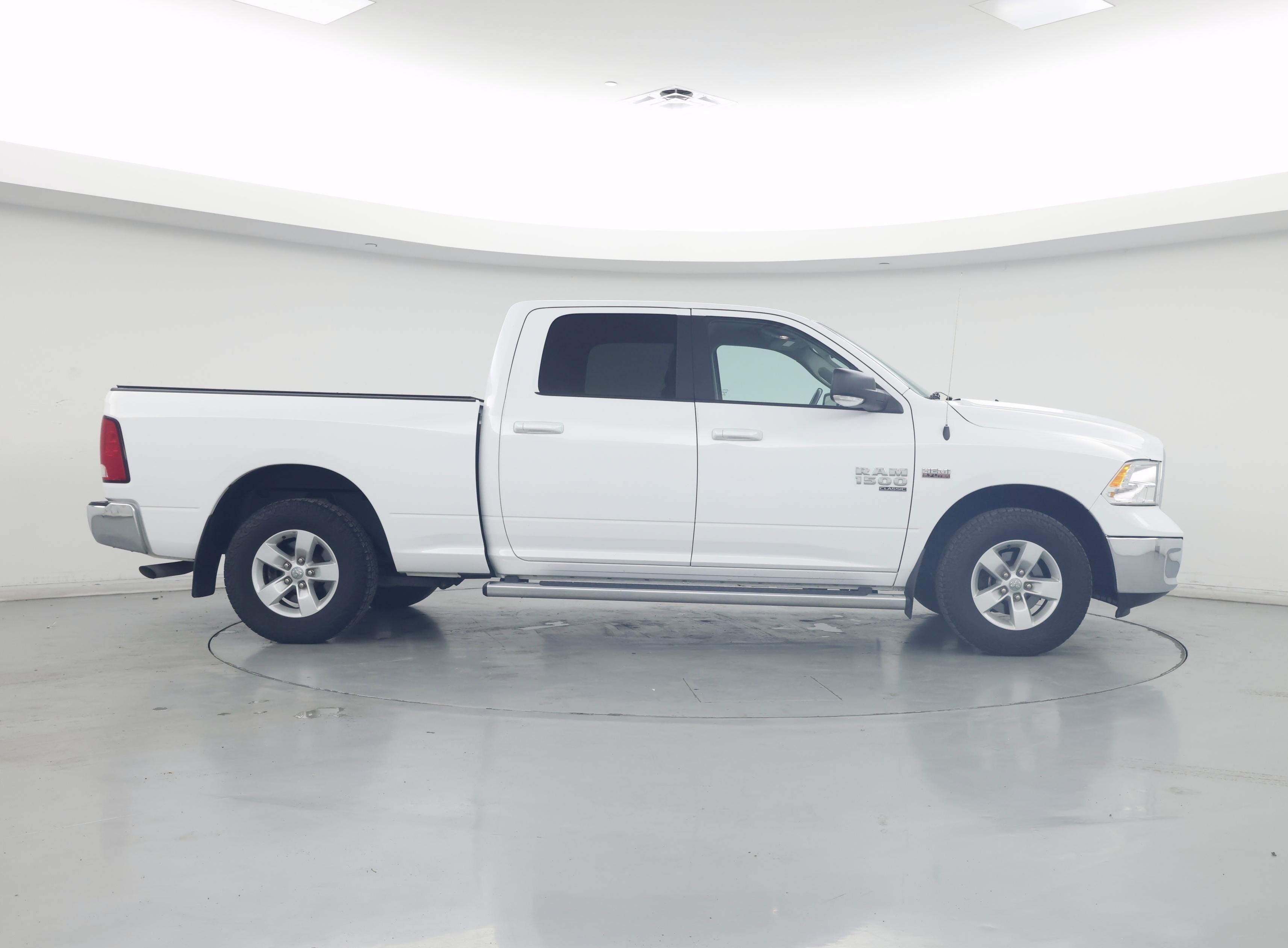 Thumbnail: 2020 RAM 1500 Classic - 7