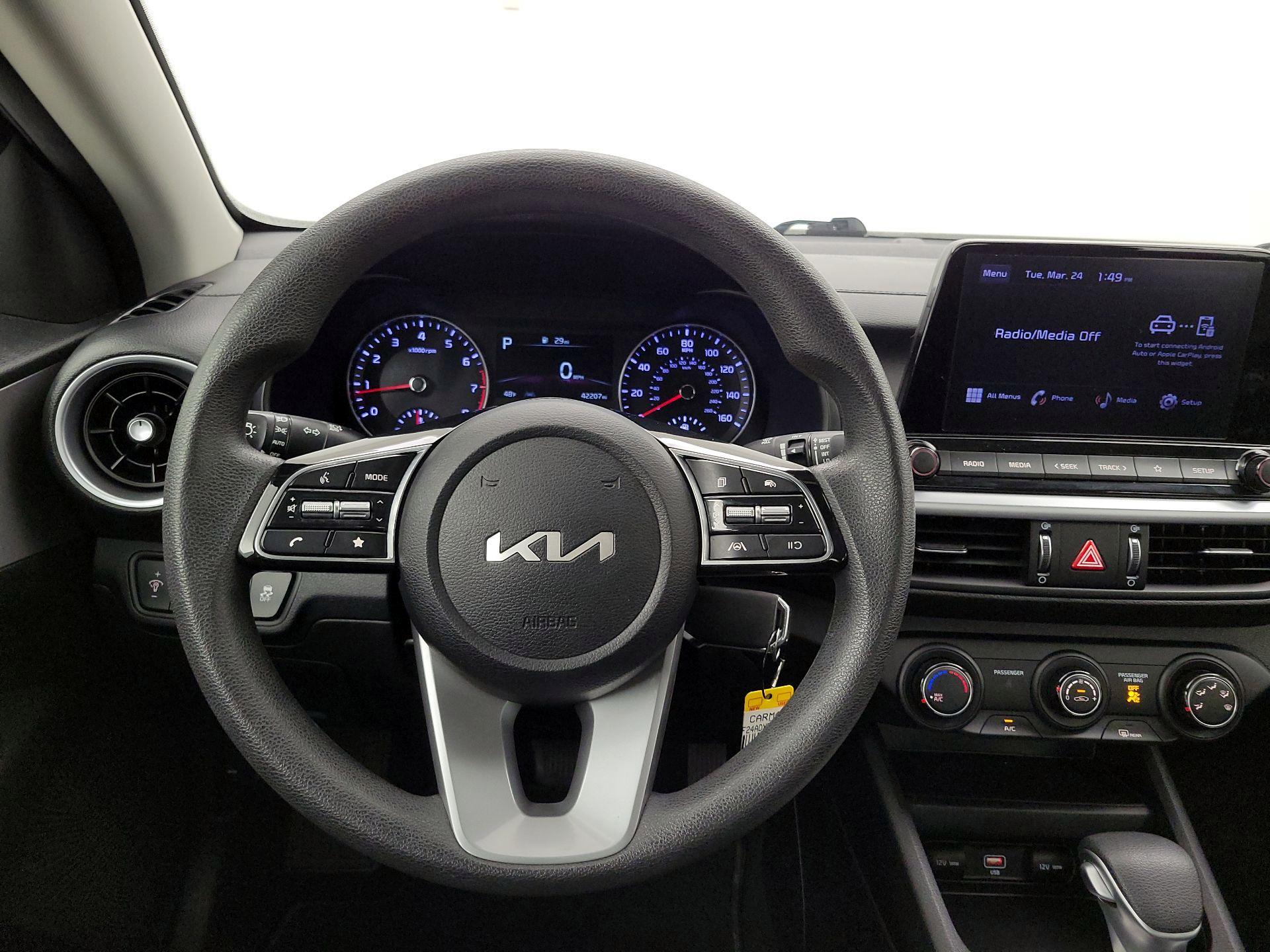 Thumbnail: 2023 Kia Forte - 10