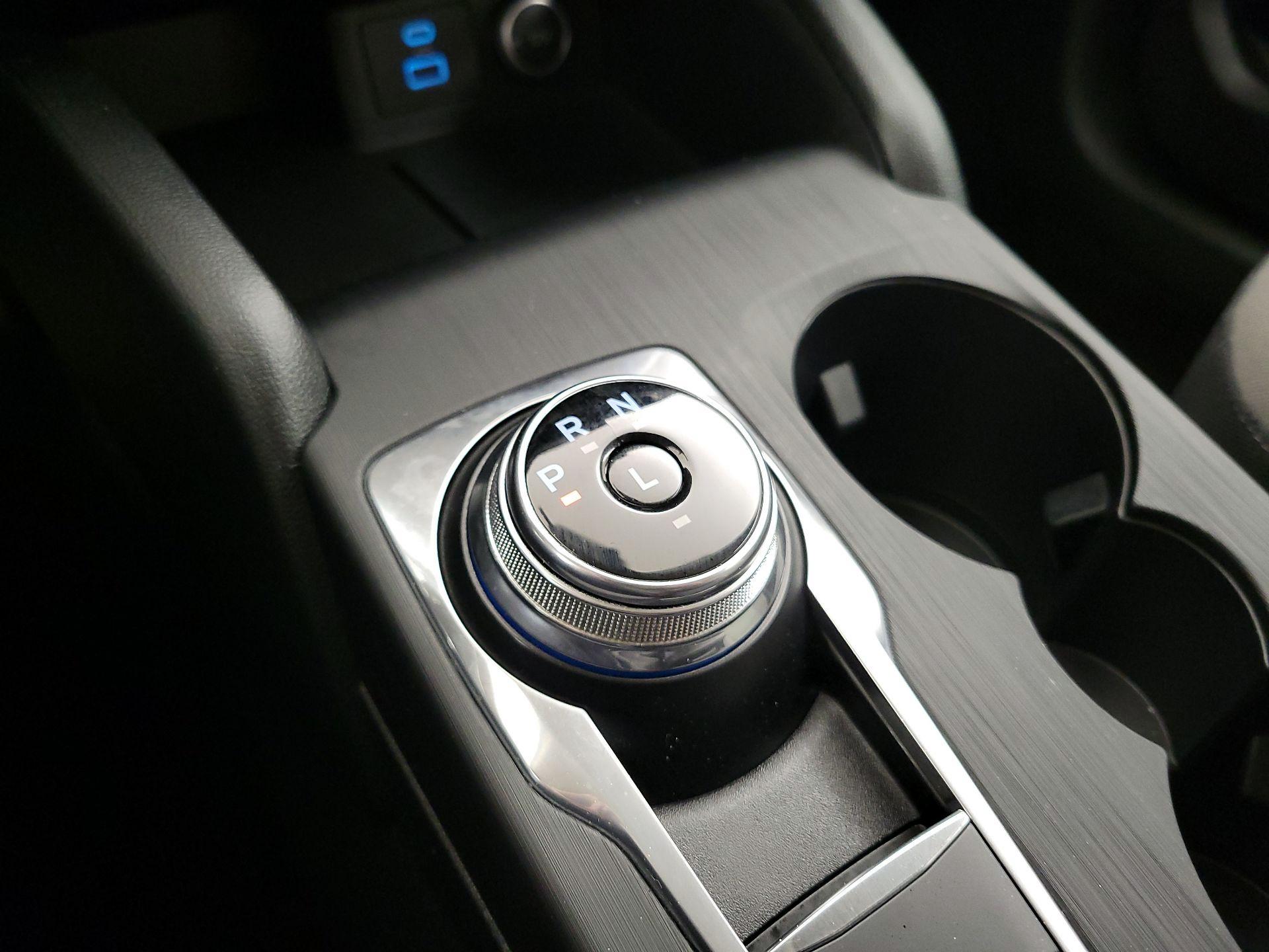 Thumbnail: 2020 Ford Escape - 17