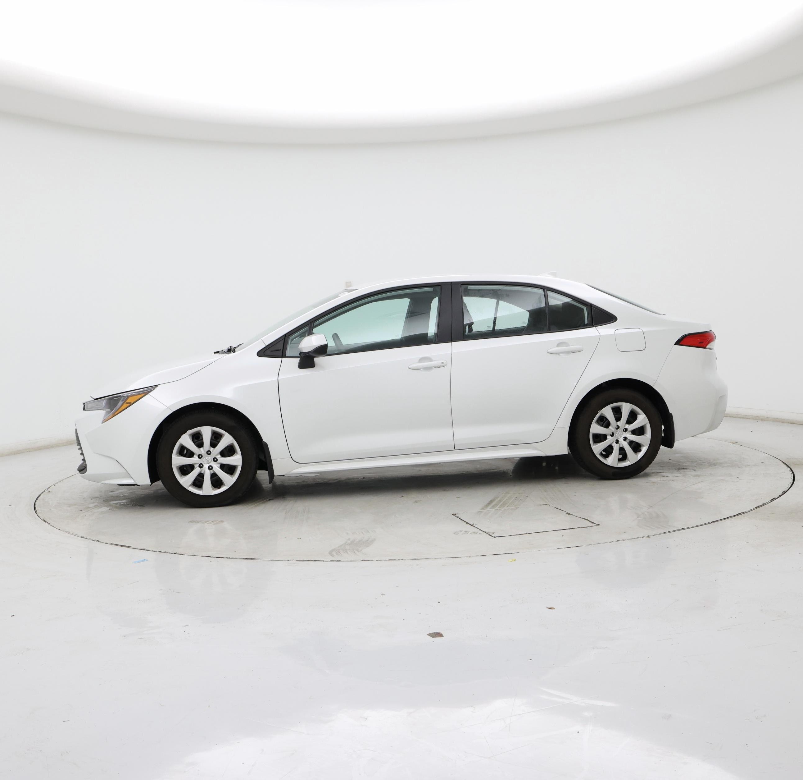 Thumbnail: 2025 Toyota Corolla - 3