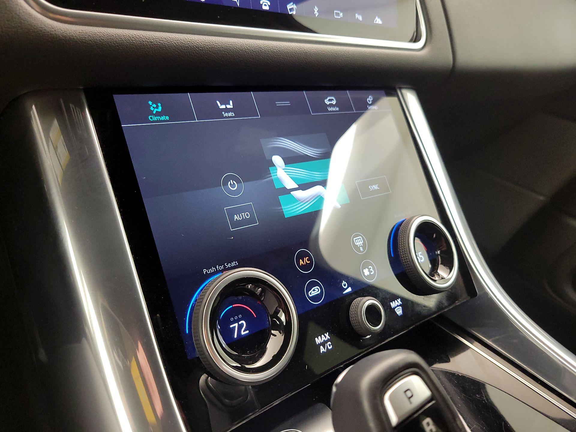 Thumbnail: 2020 Land Rover Range Rover Sport - 15