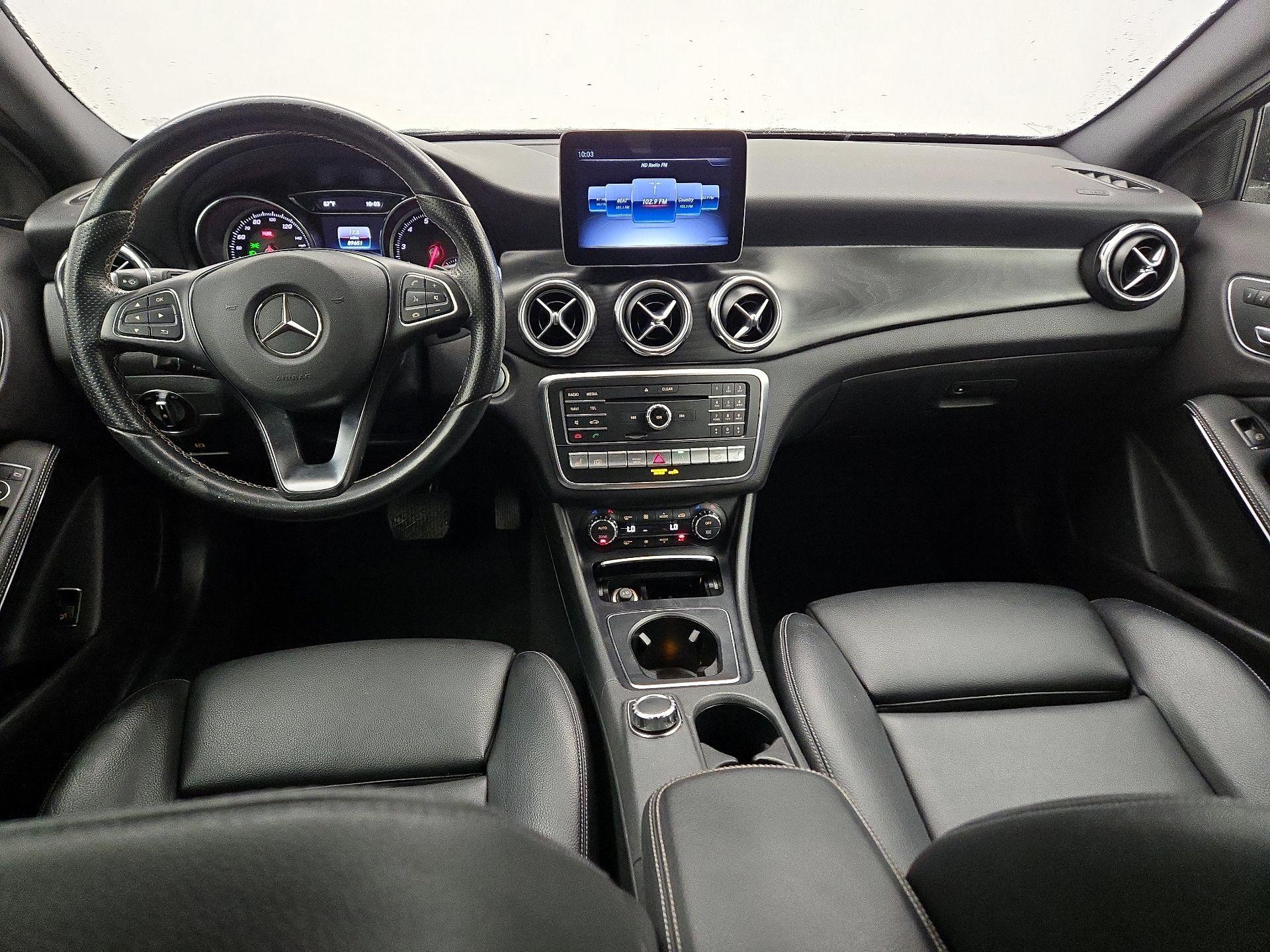 Thumbnail: 2018 Mercedes-Benz GLA - 9