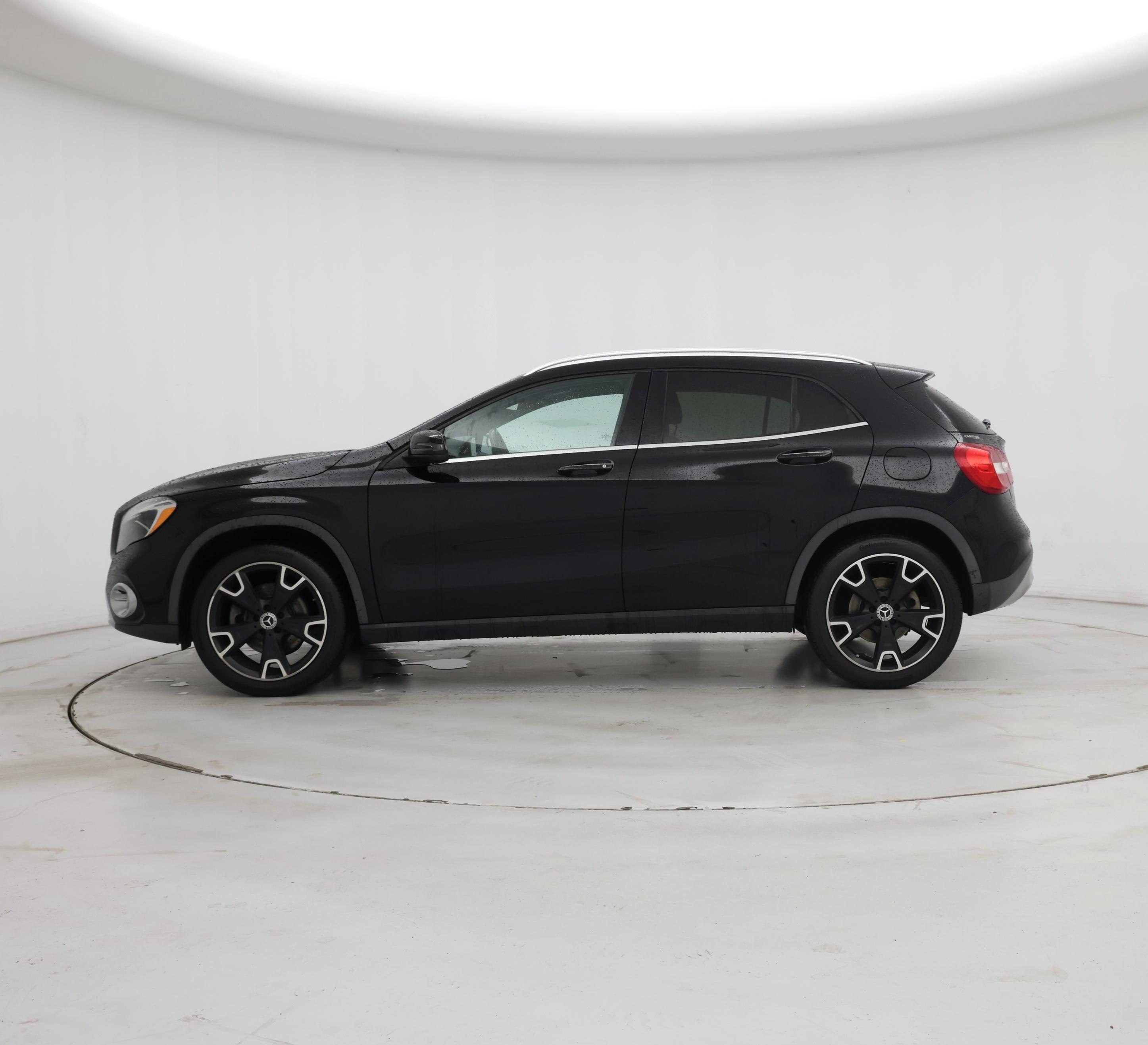Thumbnail: 2018 Mercedes-Benz GLA - 3