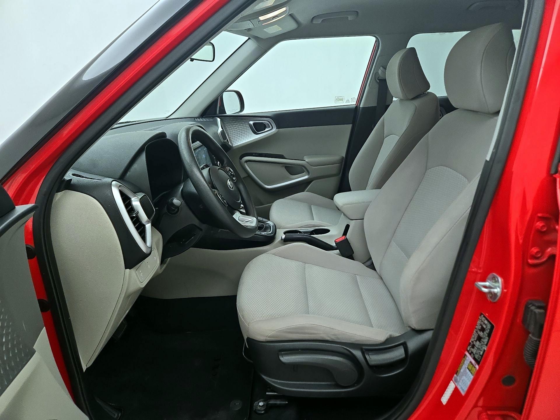 Thumbnail: 2020 Kia Soul - 11