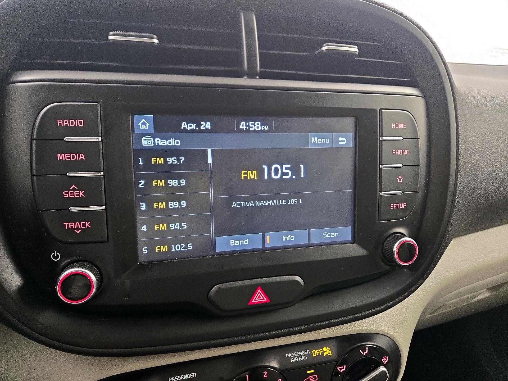 Thumbnail: 2020 Kia Soul - 15