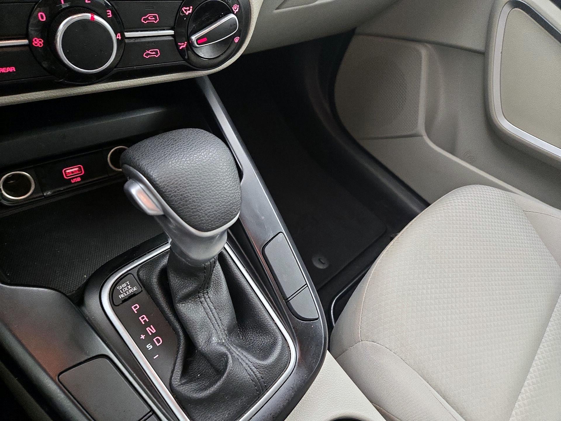 Thumbnail: 2020 Kia Soul - 17