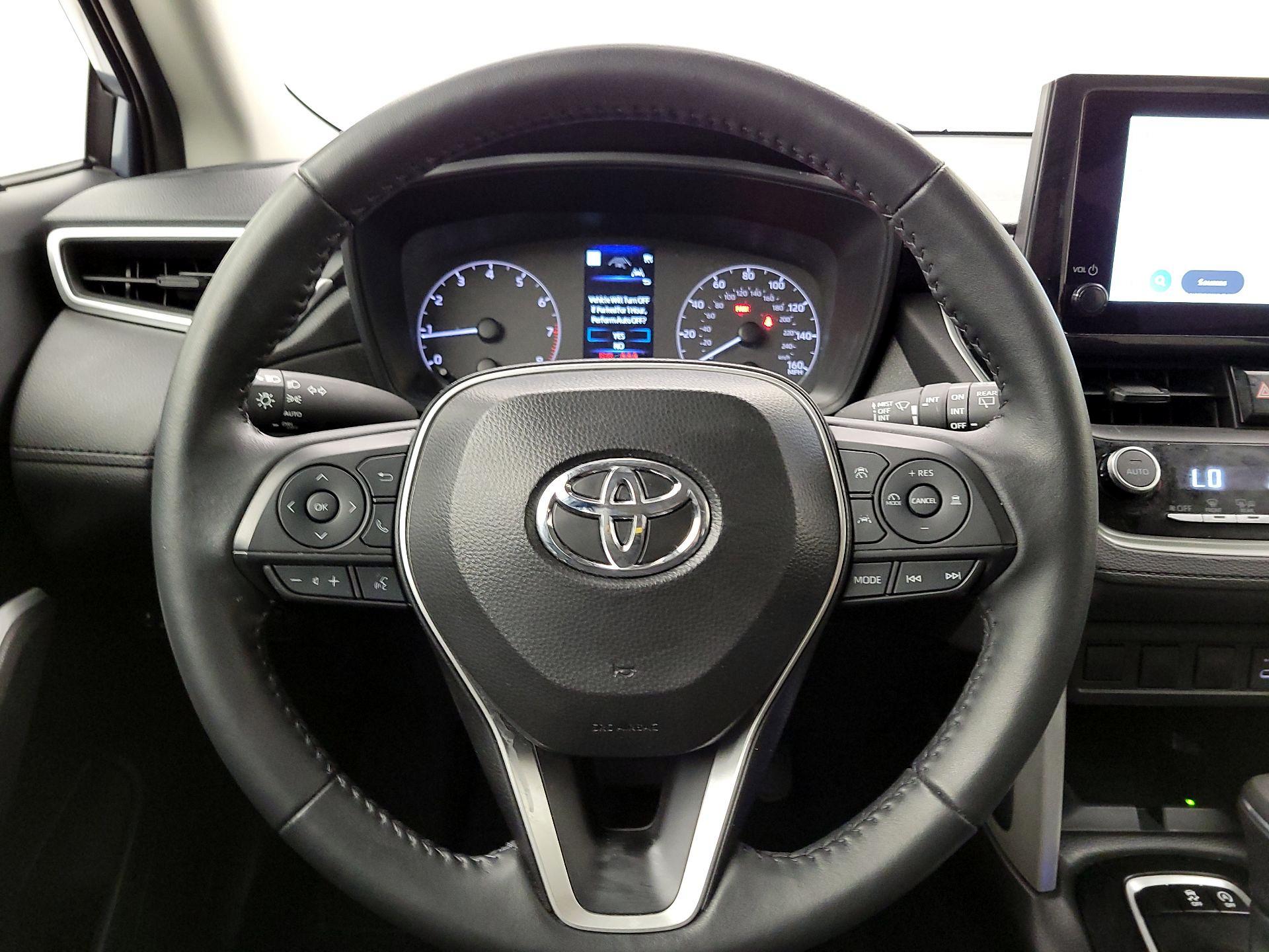 Thumbnail: 2025 Toyota Corolla Cross - 10