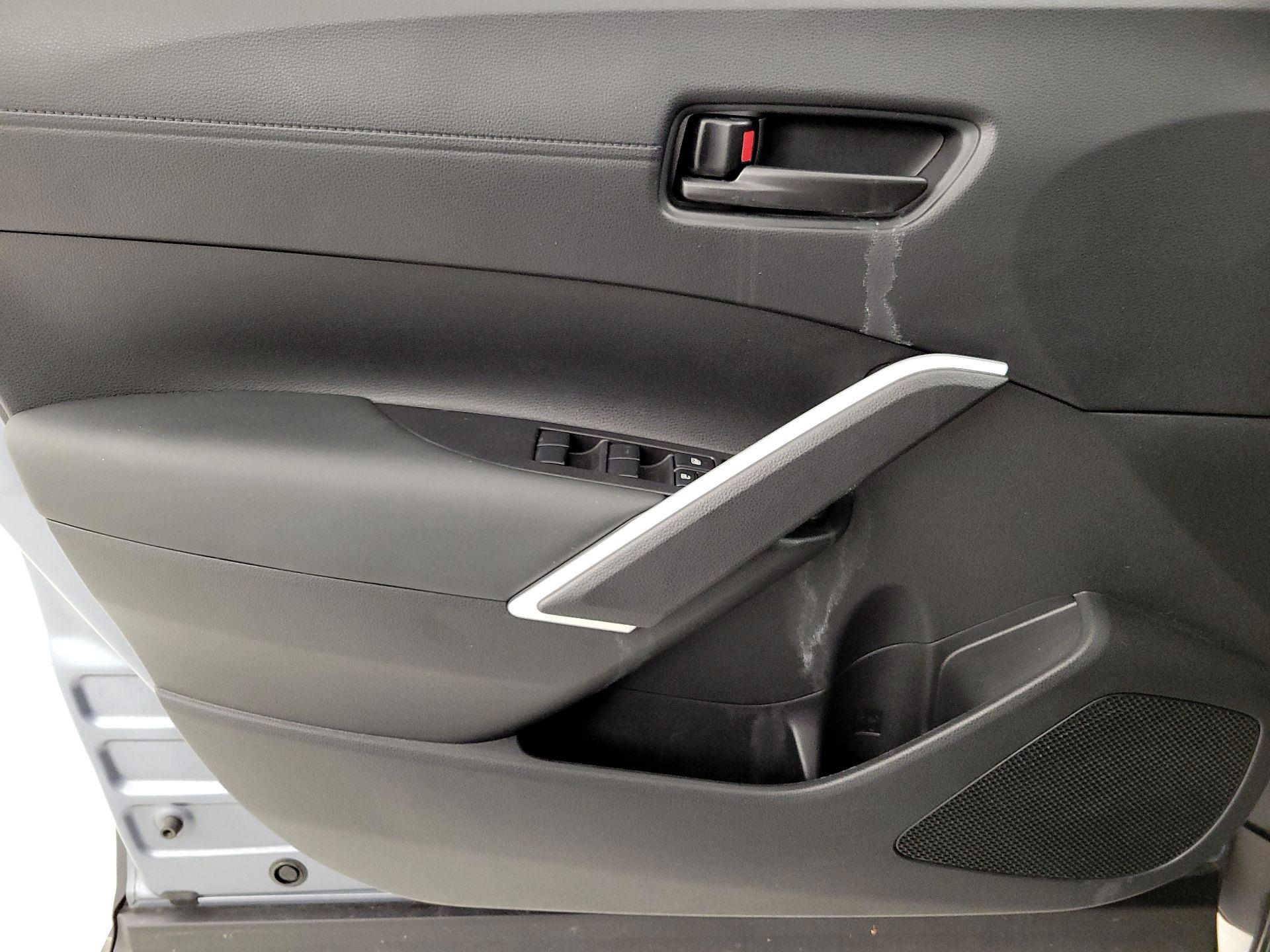 Thumbnail: 2025 Toyota Corolla Cross - 12