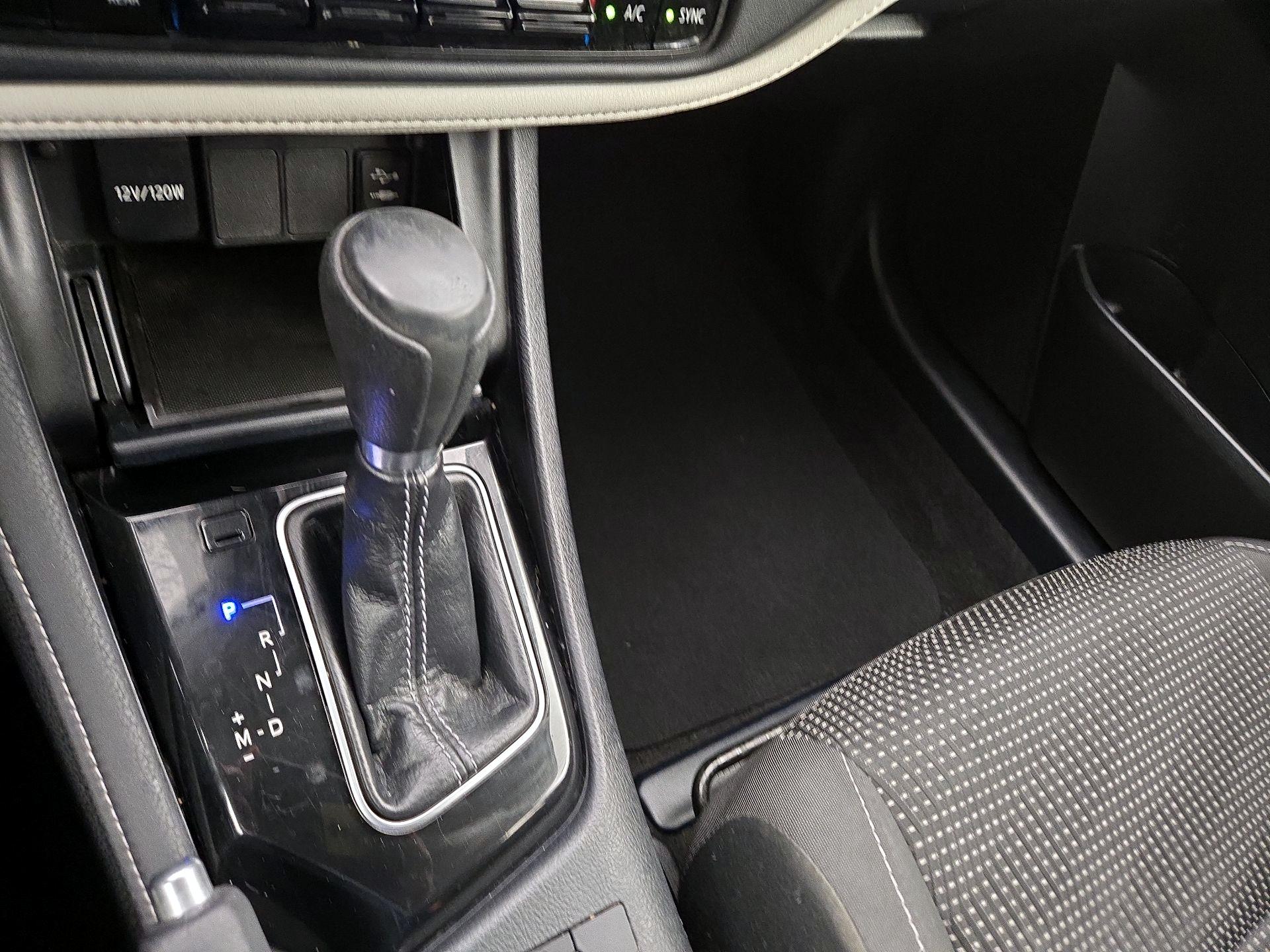 Thumbnail: 2018 Toyota Corolla iM - 17