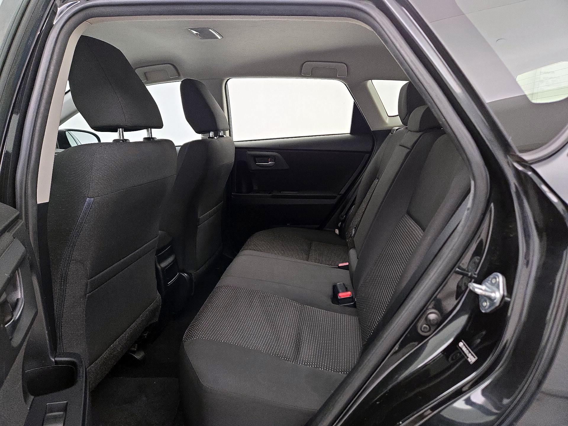 Thumbnail: 2018 Toyota Corolla iM - 19