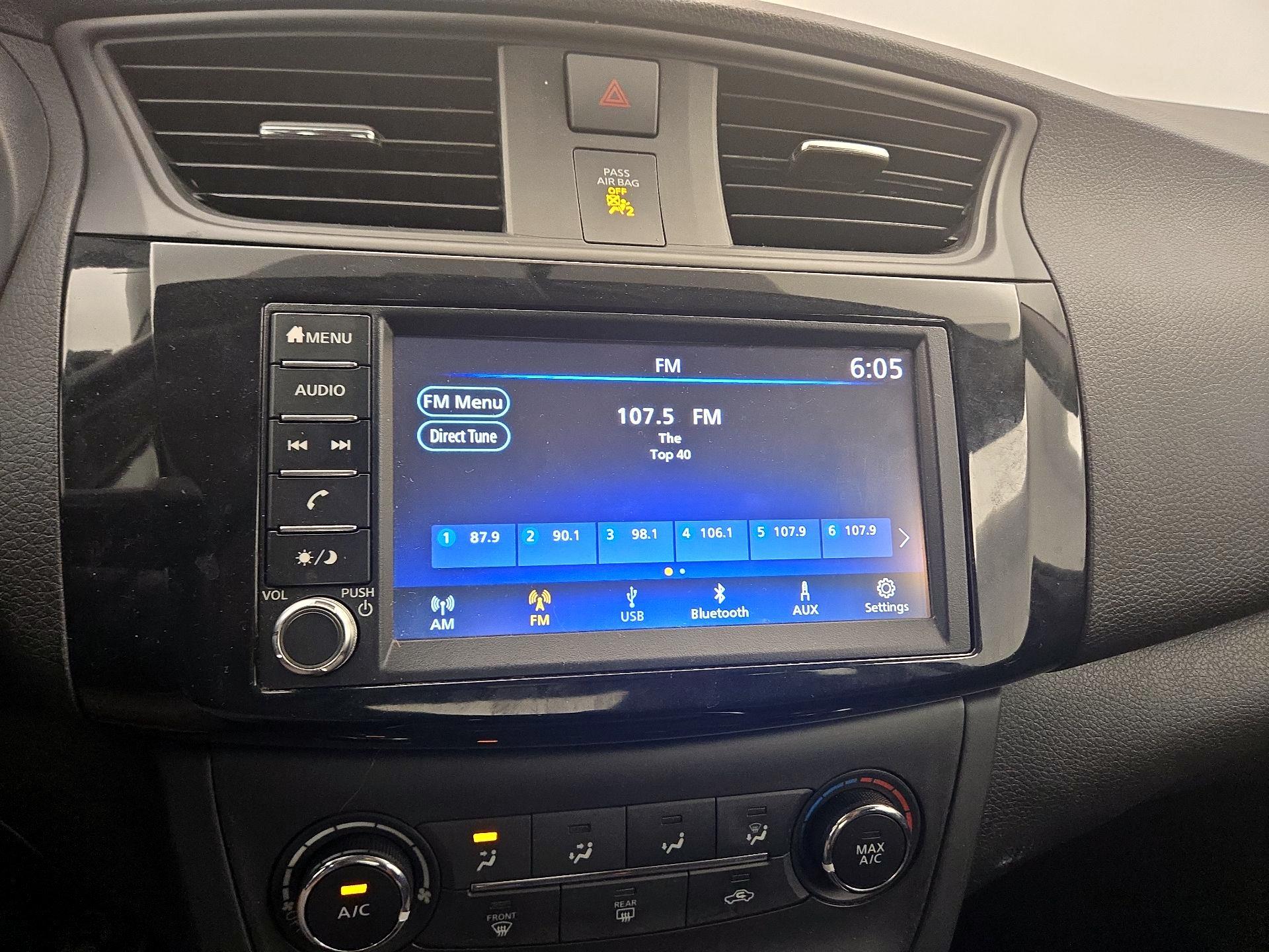 Thumbnail: 2019 Nissan Sentra - 15