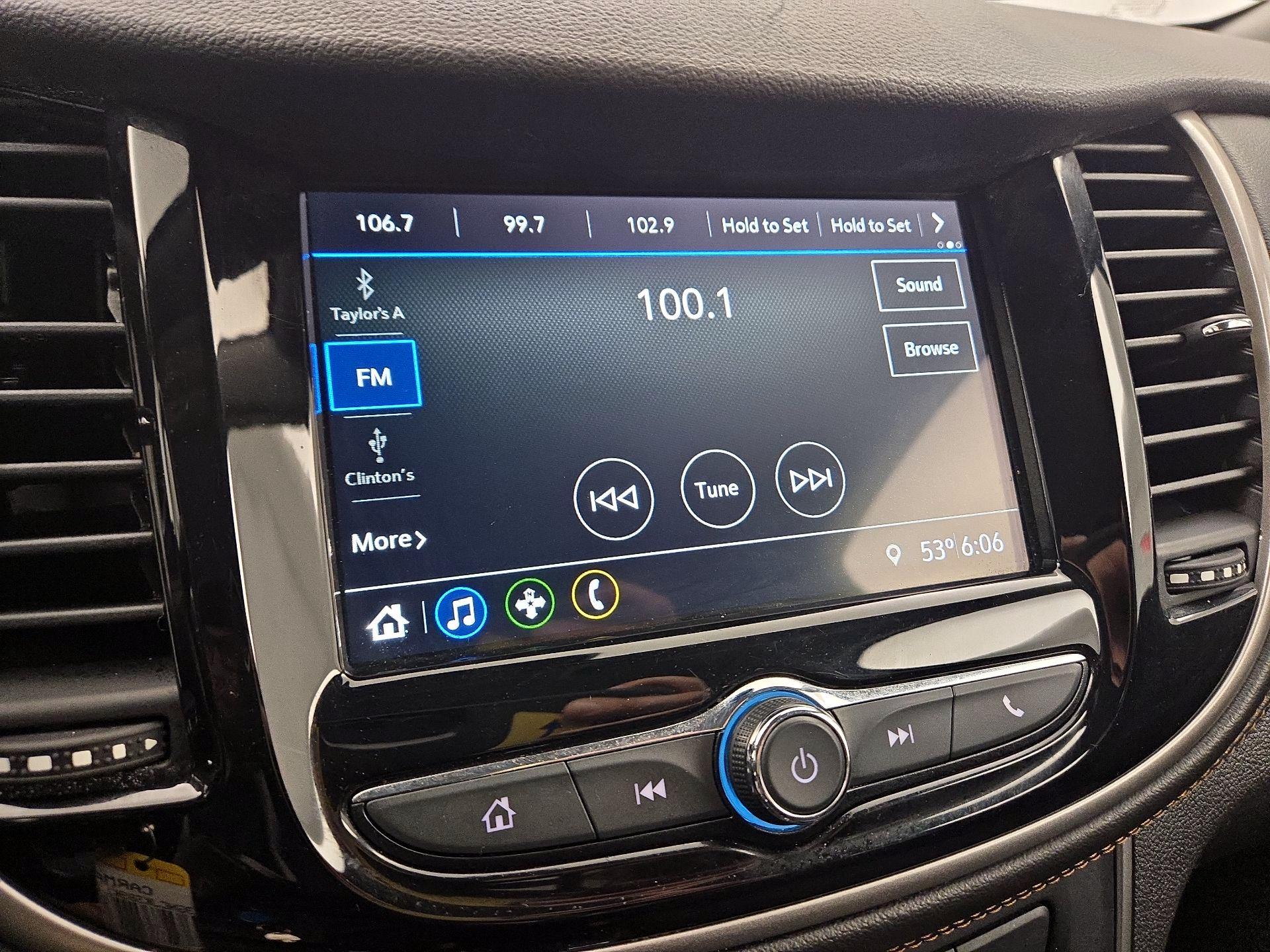 Thumbnail: 2019 Chevrolet Trax - 15