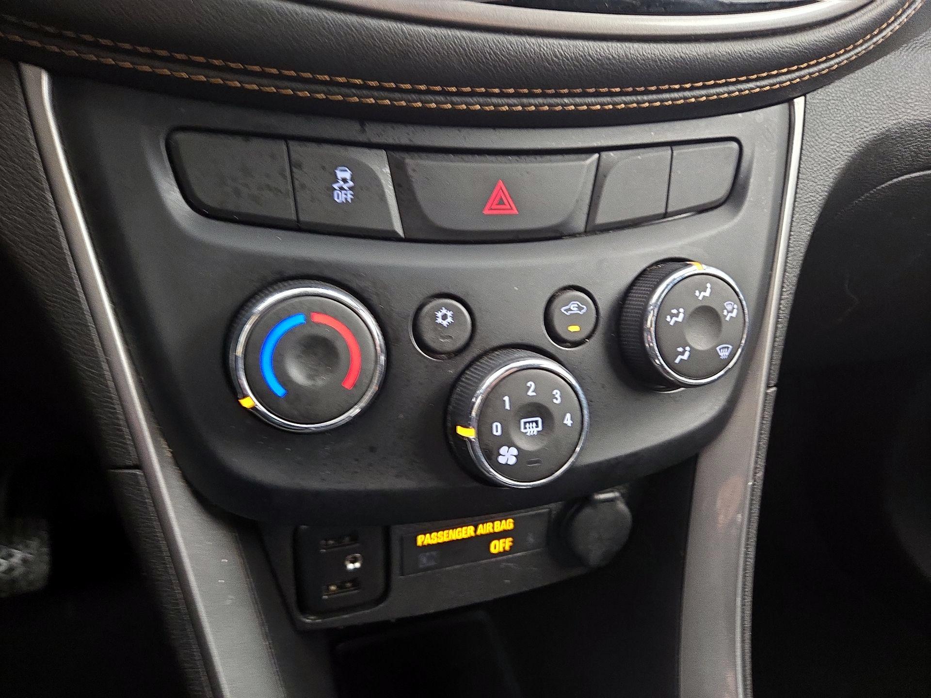 Thumbnail: 2019 Chevrolet Trax - 16