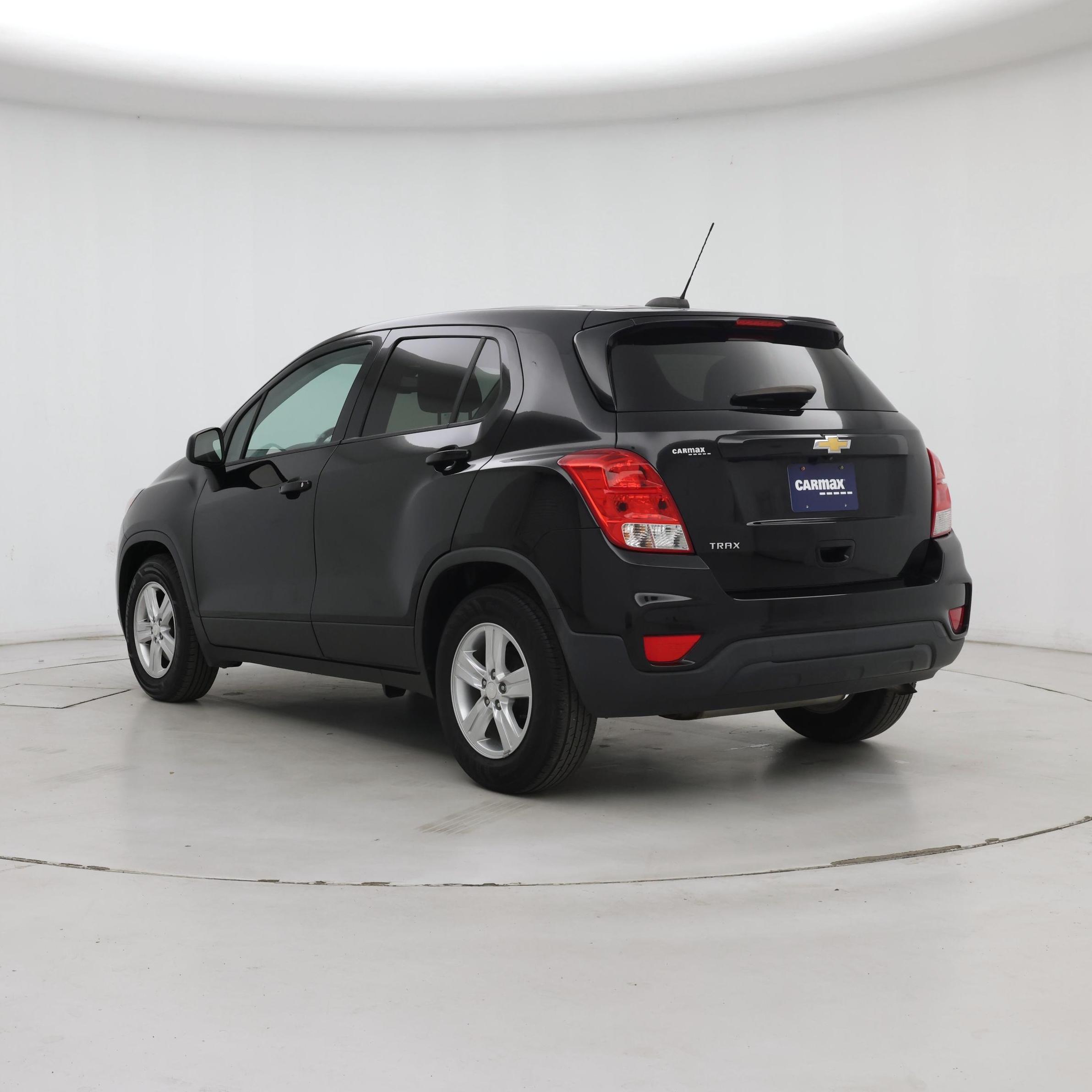 Thumbnail: 2019 Chevrolet Trax - 2