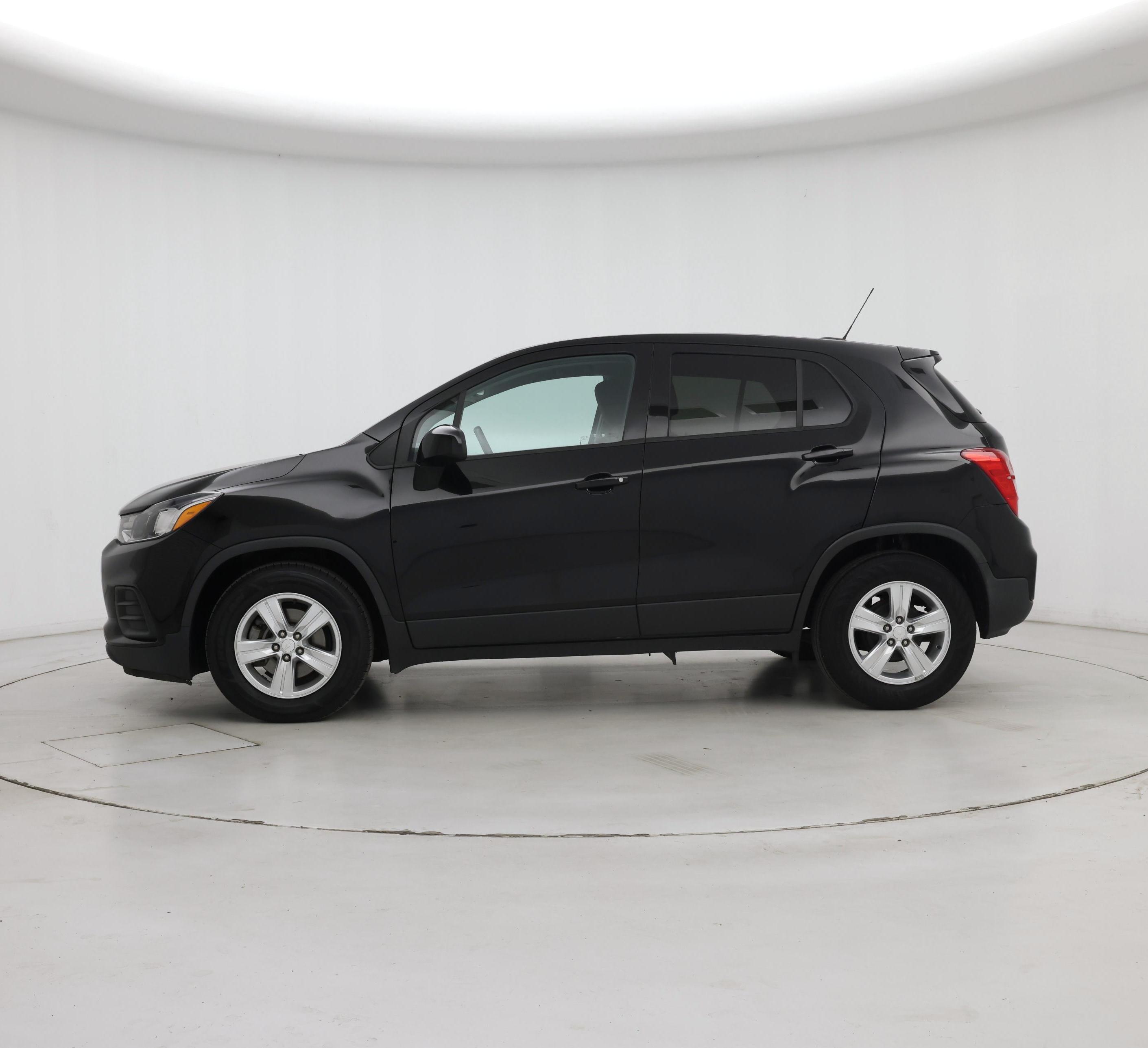 Thumbnail: 2019 Chevrolet Trax - 3