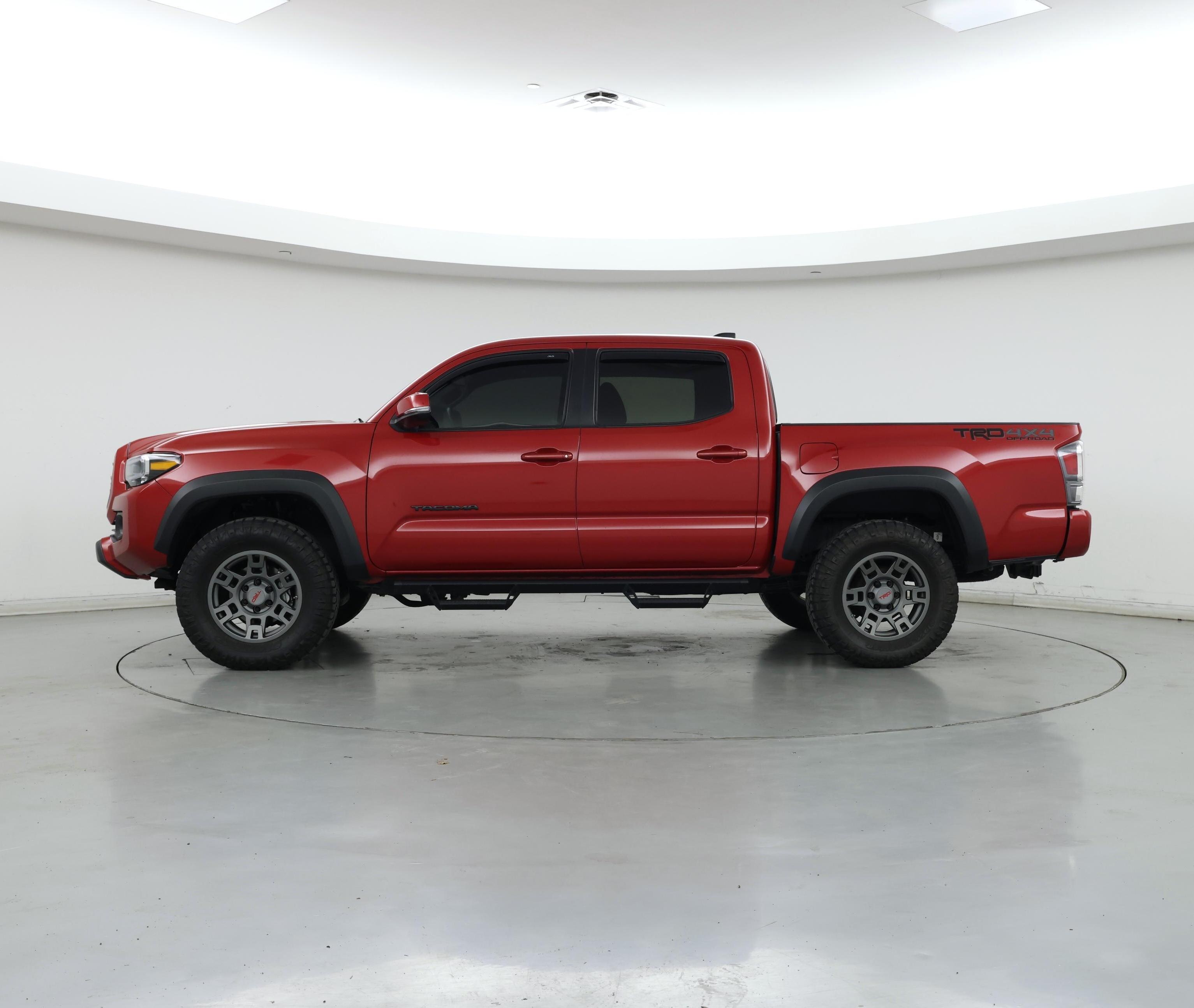 Thumbnail: 2023 Toyota Tacoma - 3