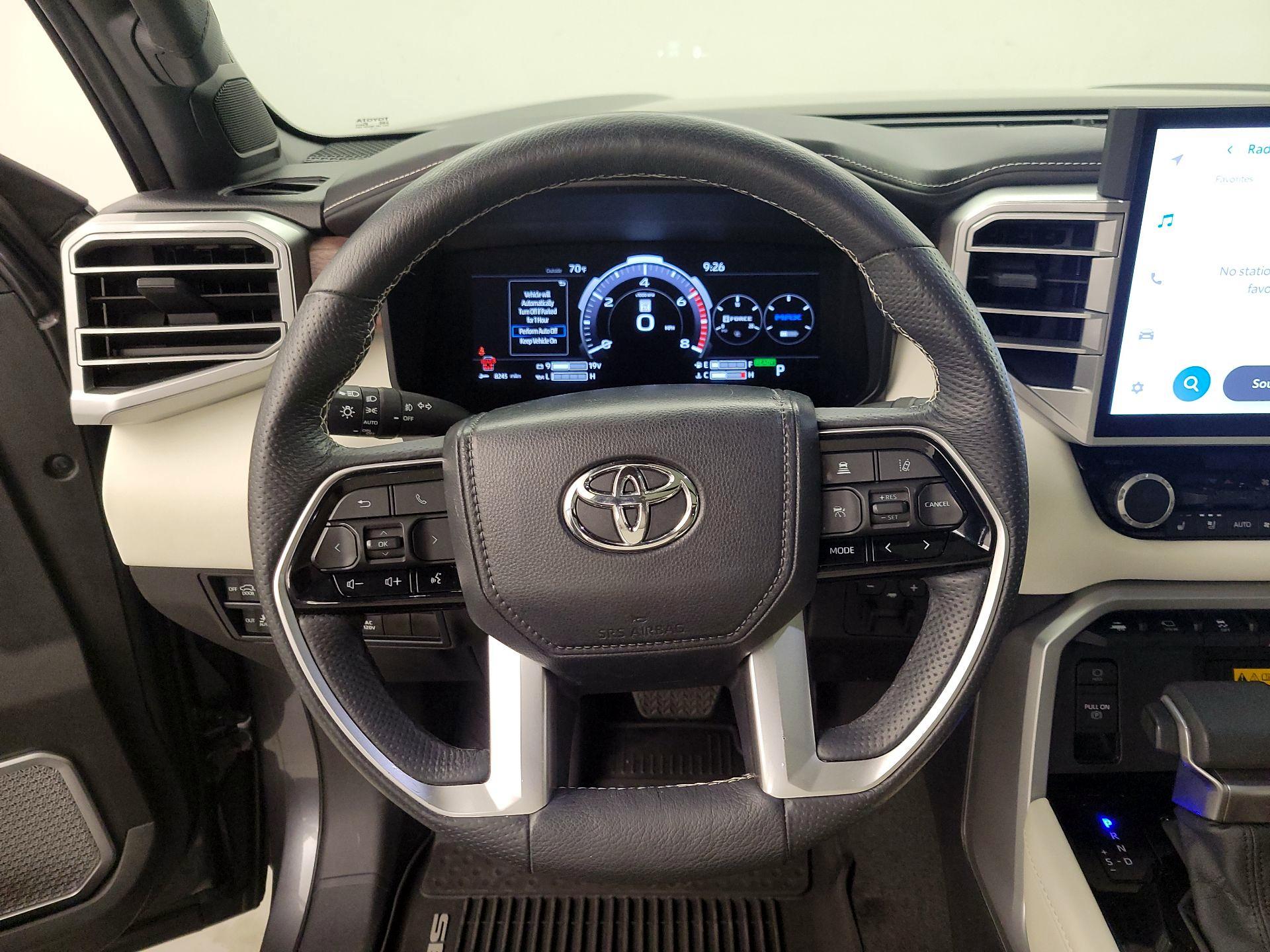 Thumbnail: 2024 Toyota Sequoia - 10