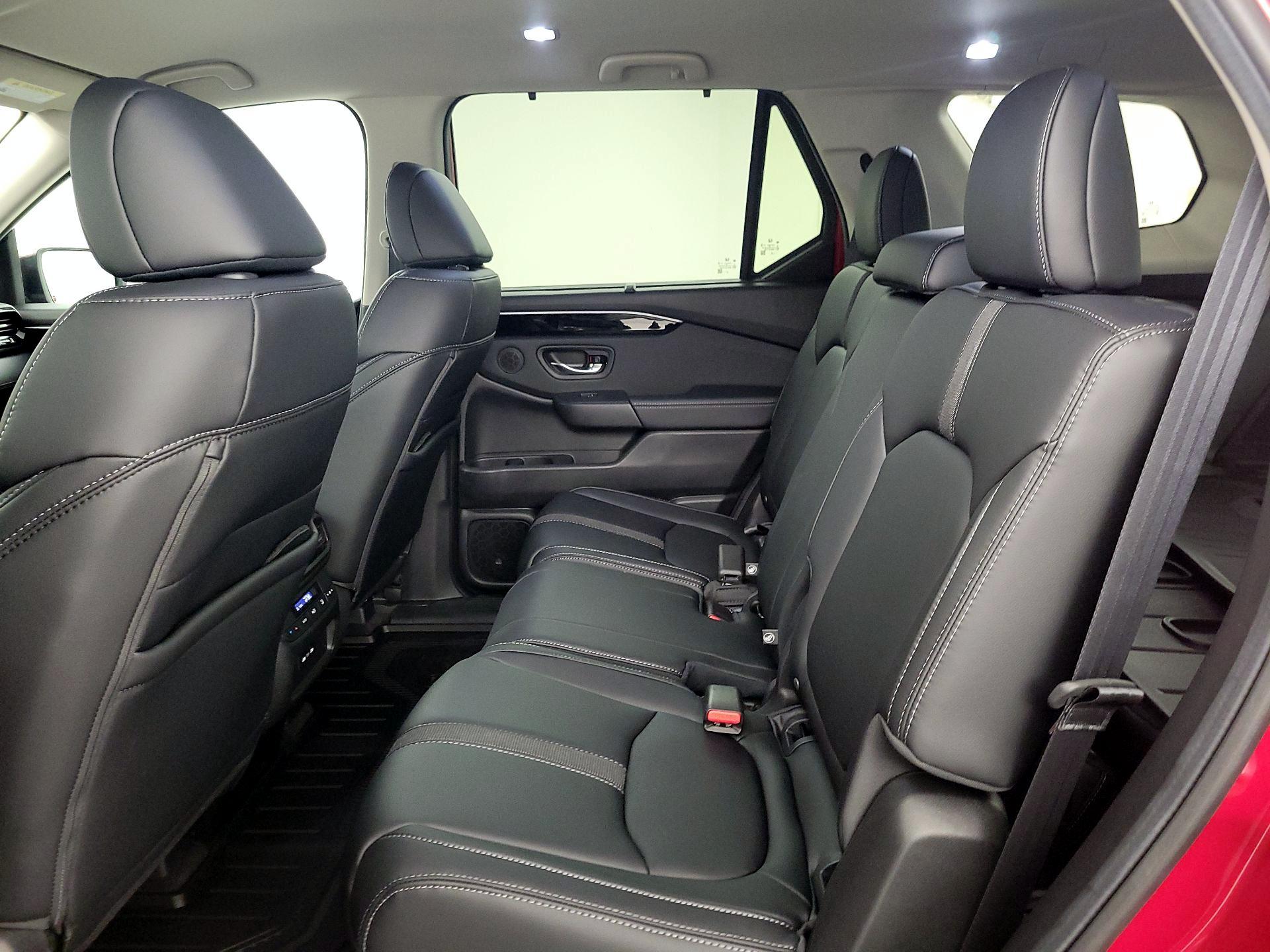 Thumbnail: 2025 Honda Pilot - 19