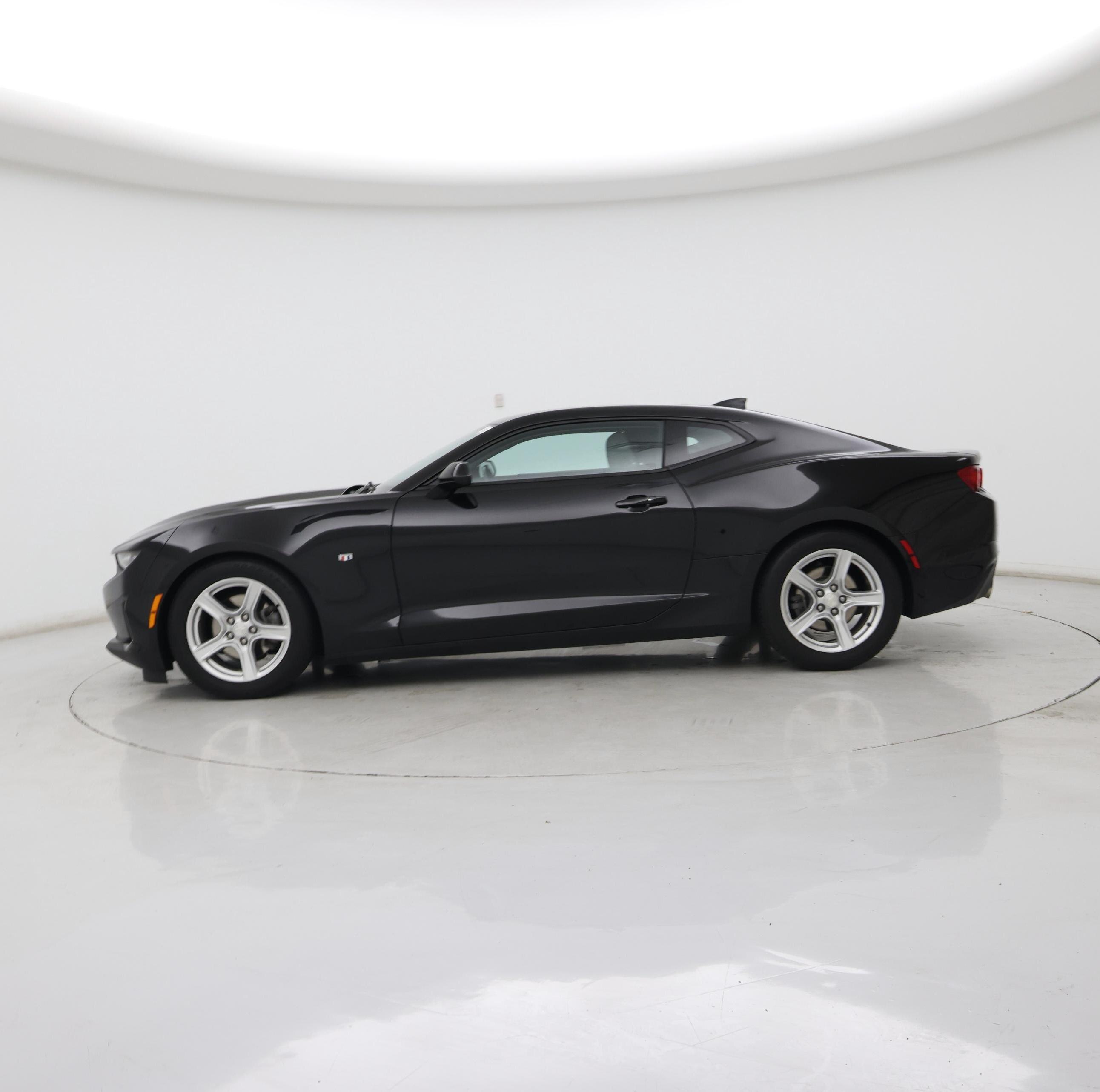Thumbnail: 2022 Chevrolet Camaro - 3