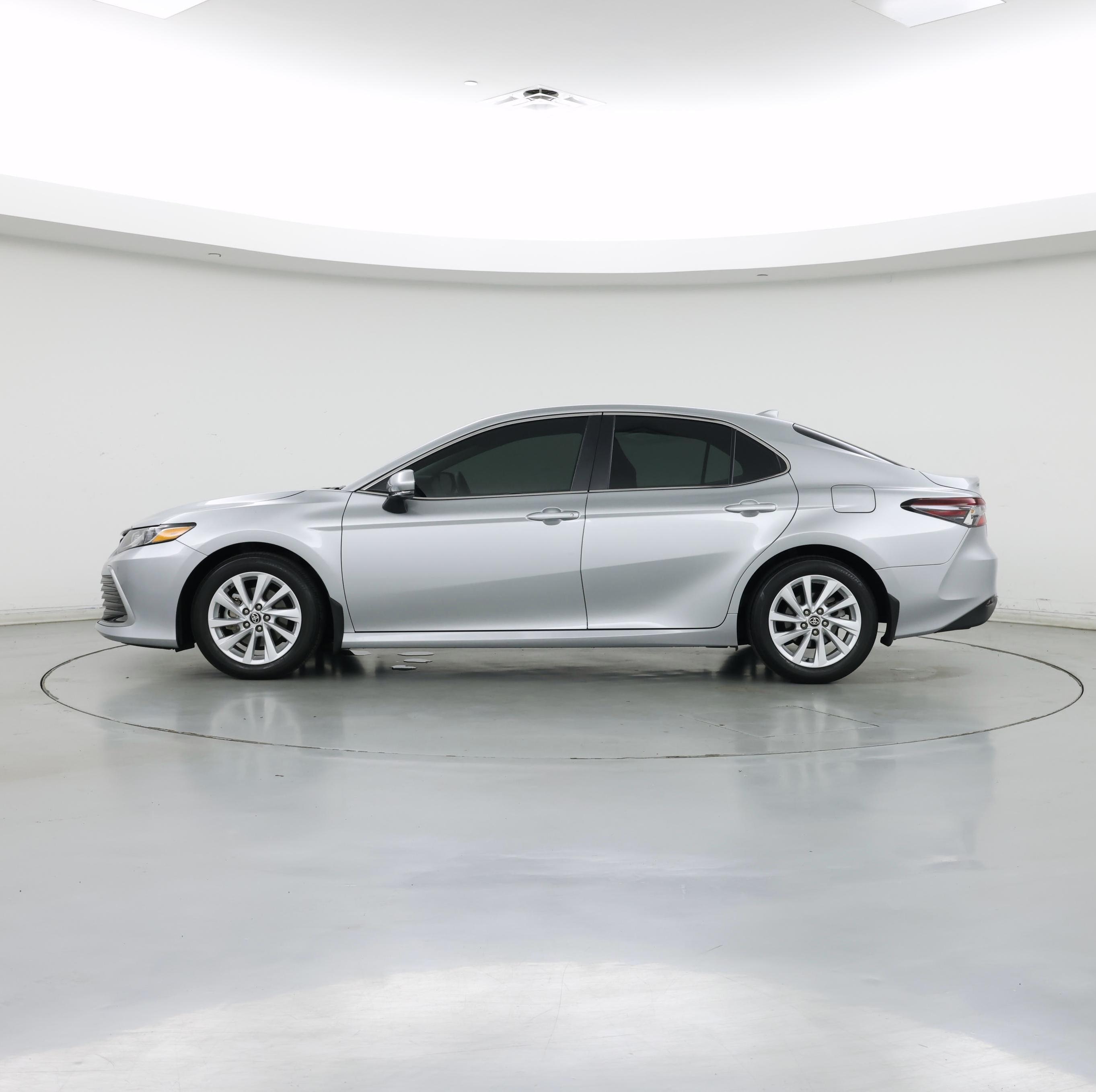 Thumbnail: 2024 Toyota Camry - 3
