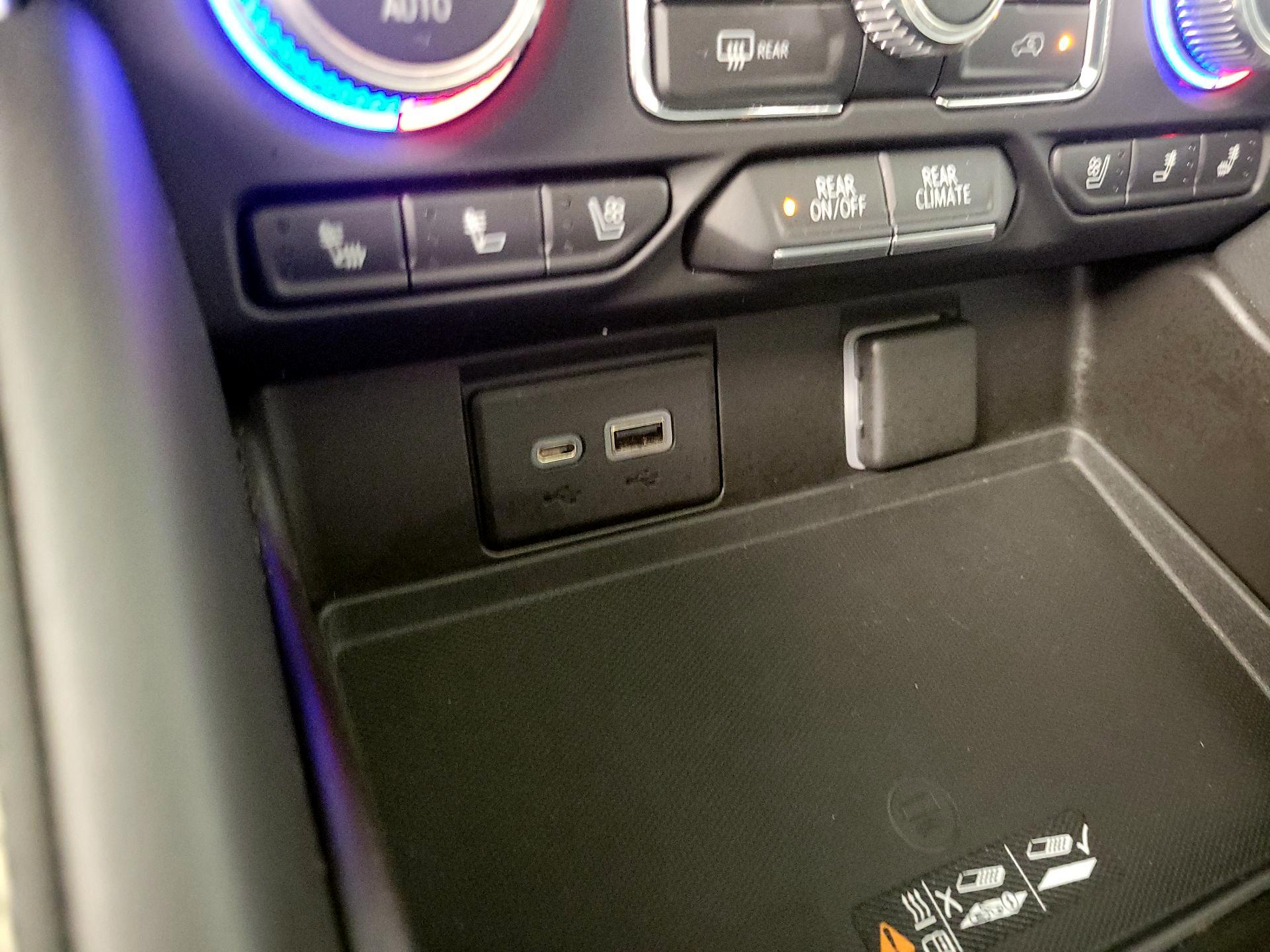 Thumbnail: 2021 GMC Yukon - 18