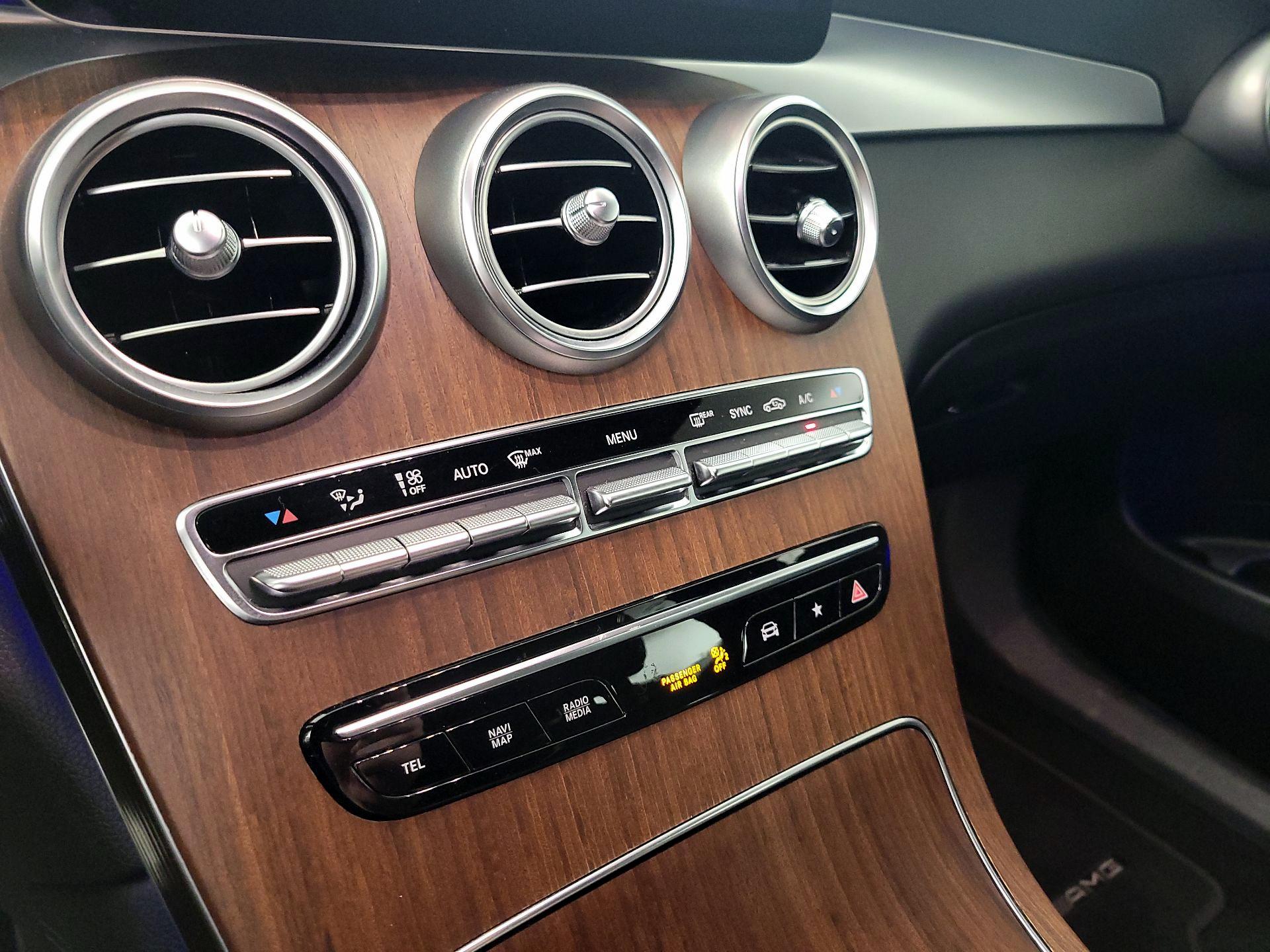 Thumbnail: 2020 Mercedes-Benz GLC - 16