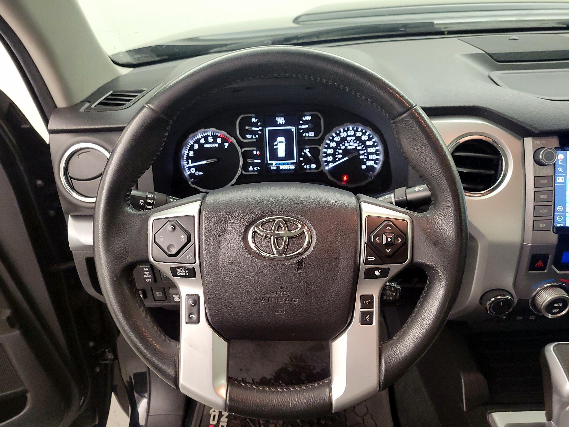 Thumbnail: 2021 Toyota Tundra - 10