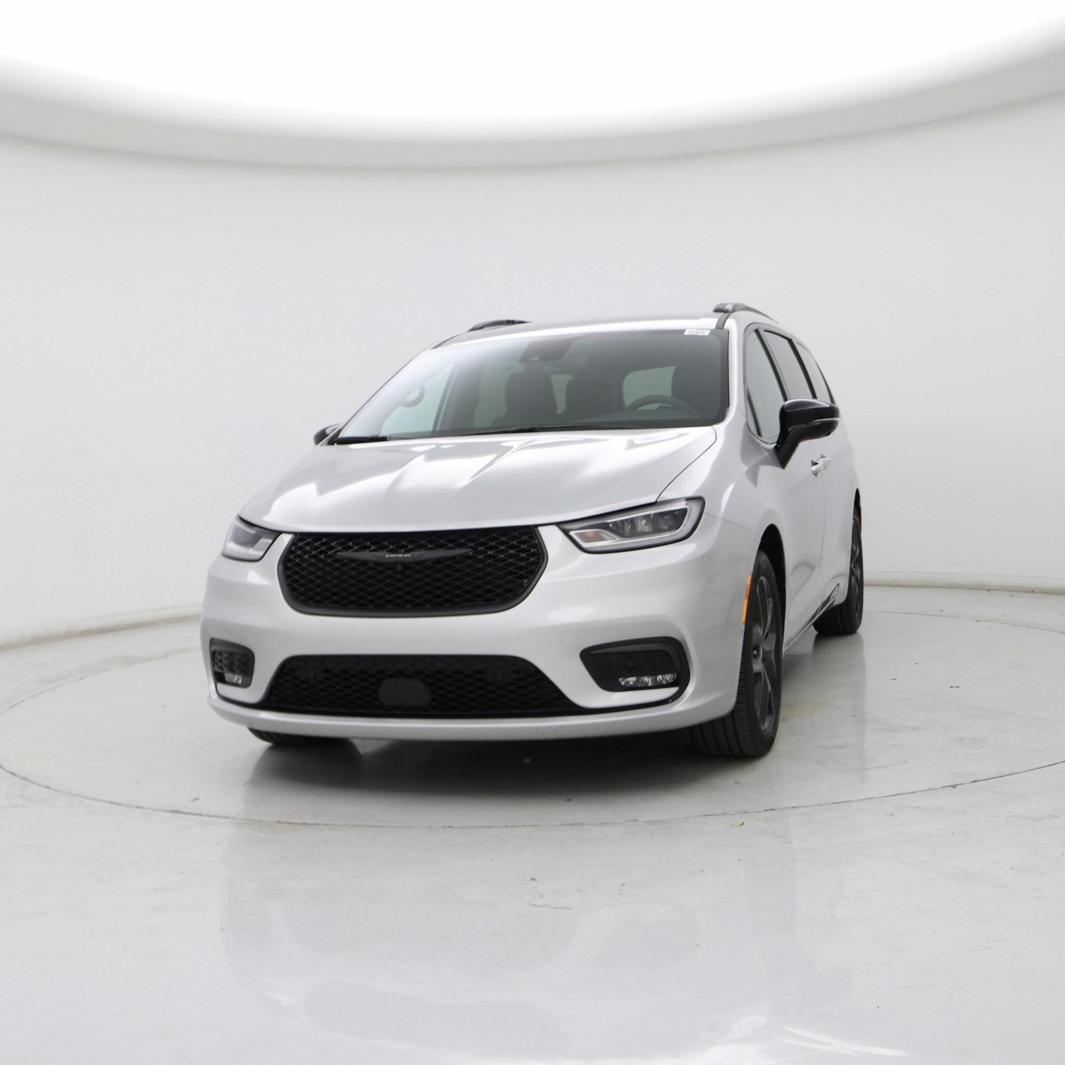 Thumbnail: 2024 Chrysler Pacifica - 4