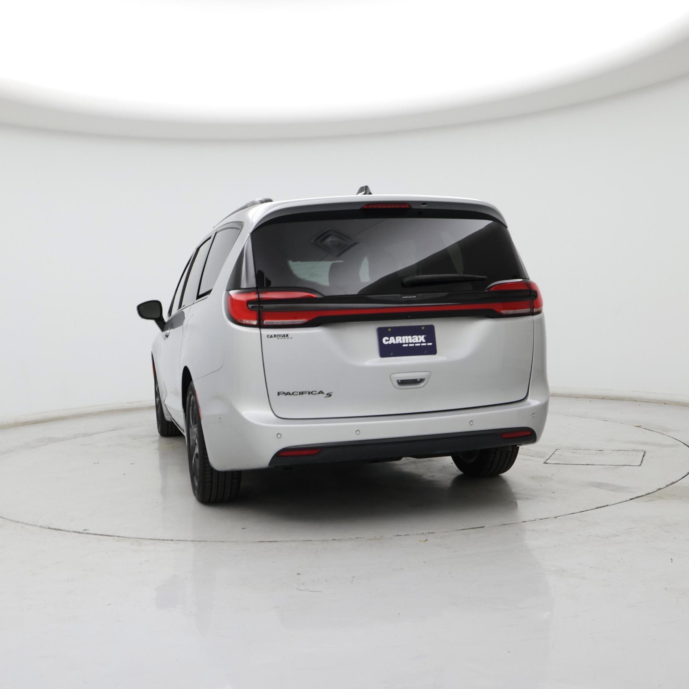 Thumbnail: 2024 Chrysler Pacifica - 6