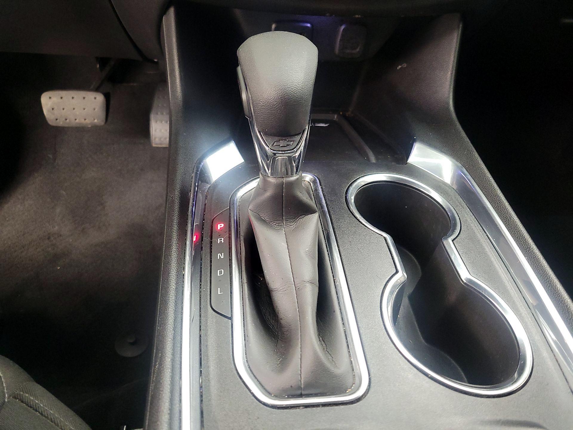 Thumbnail: 2023 Chevrolet Traverse - 17