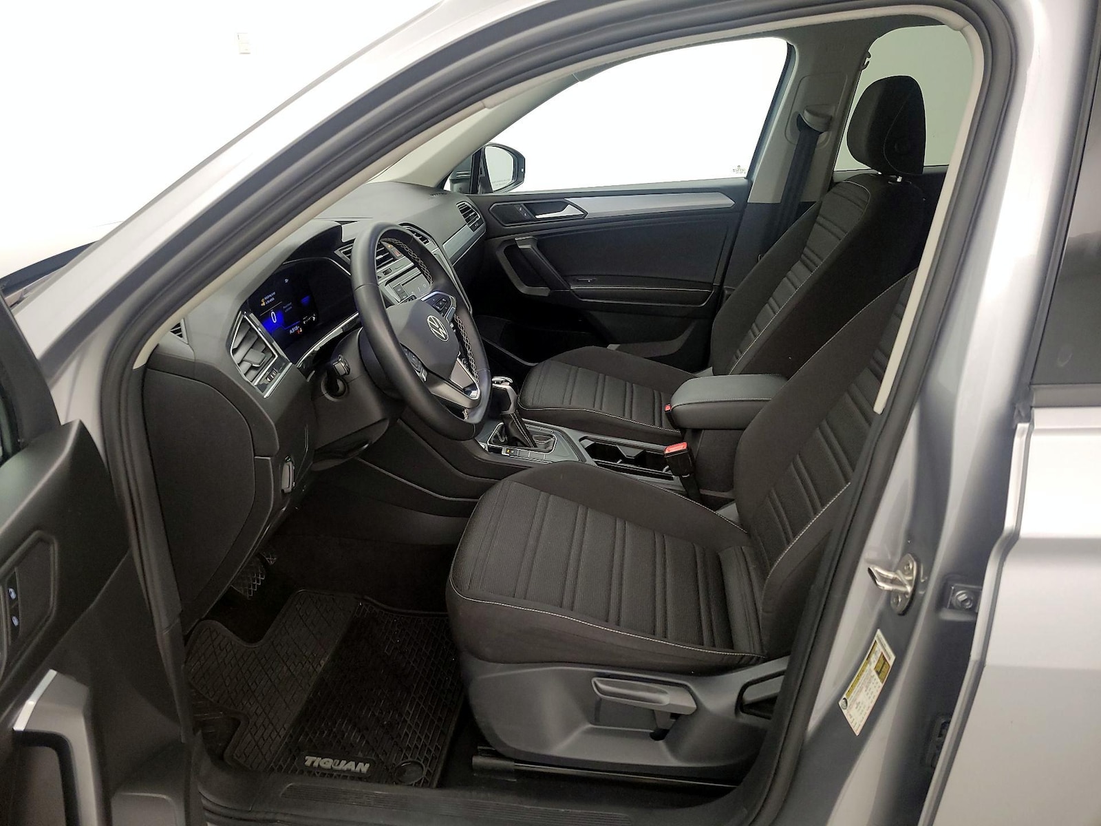 2023 Volkswagen Tiguan S - Photo 12