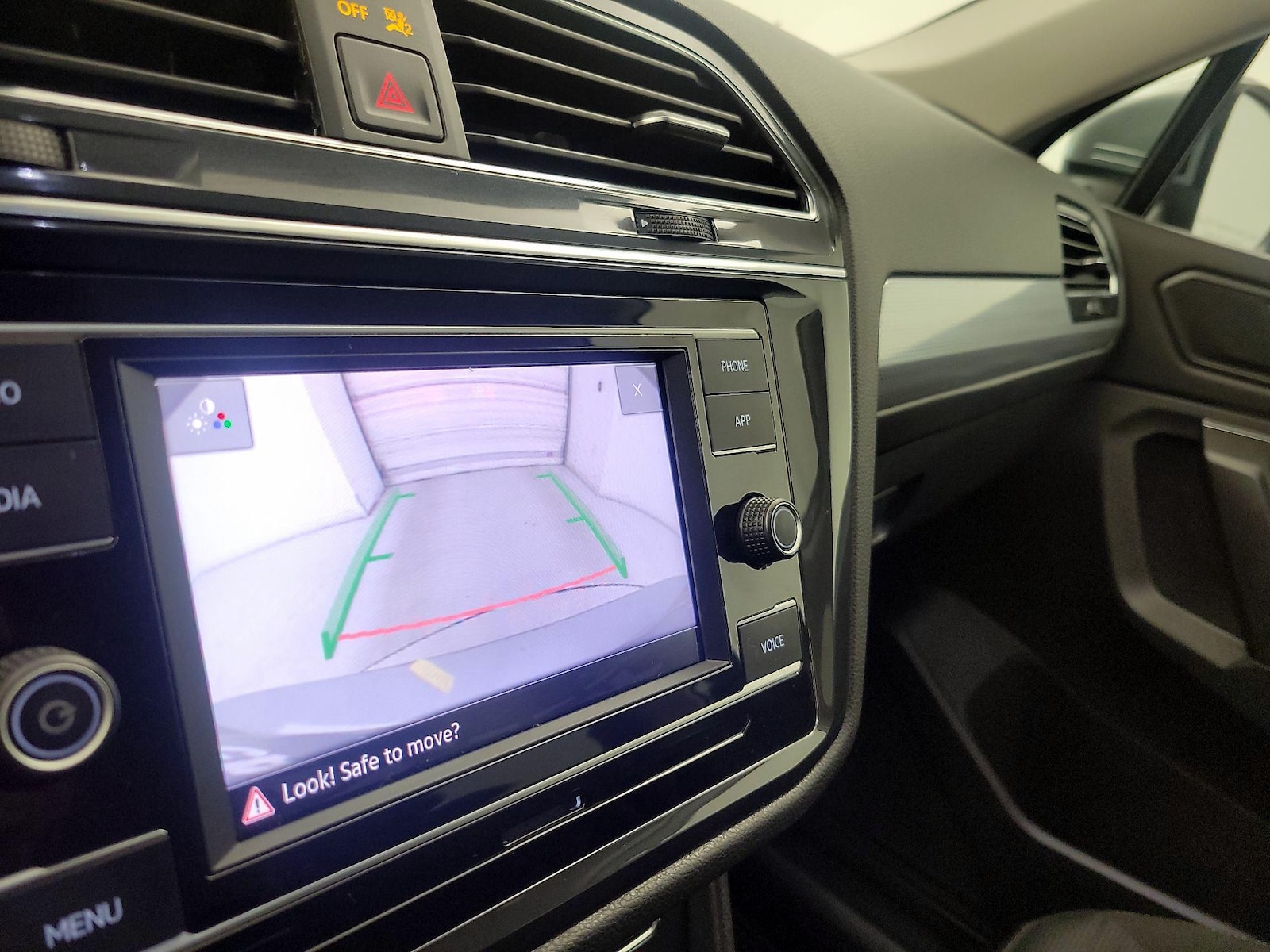 2023 Volkswagen Tiguan S - Photo 15