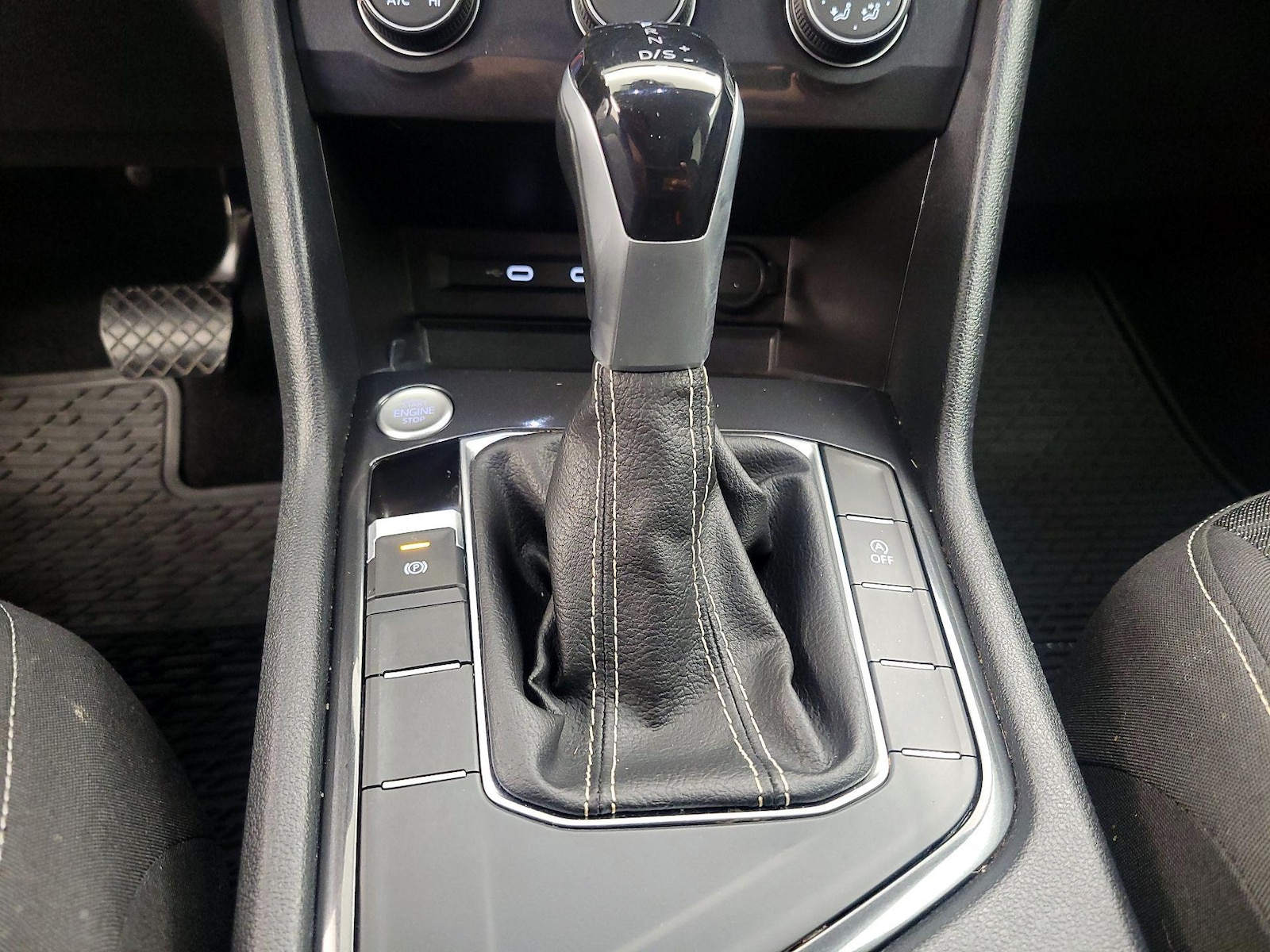 2023 Volkswagen Tiguan S - Photo 18