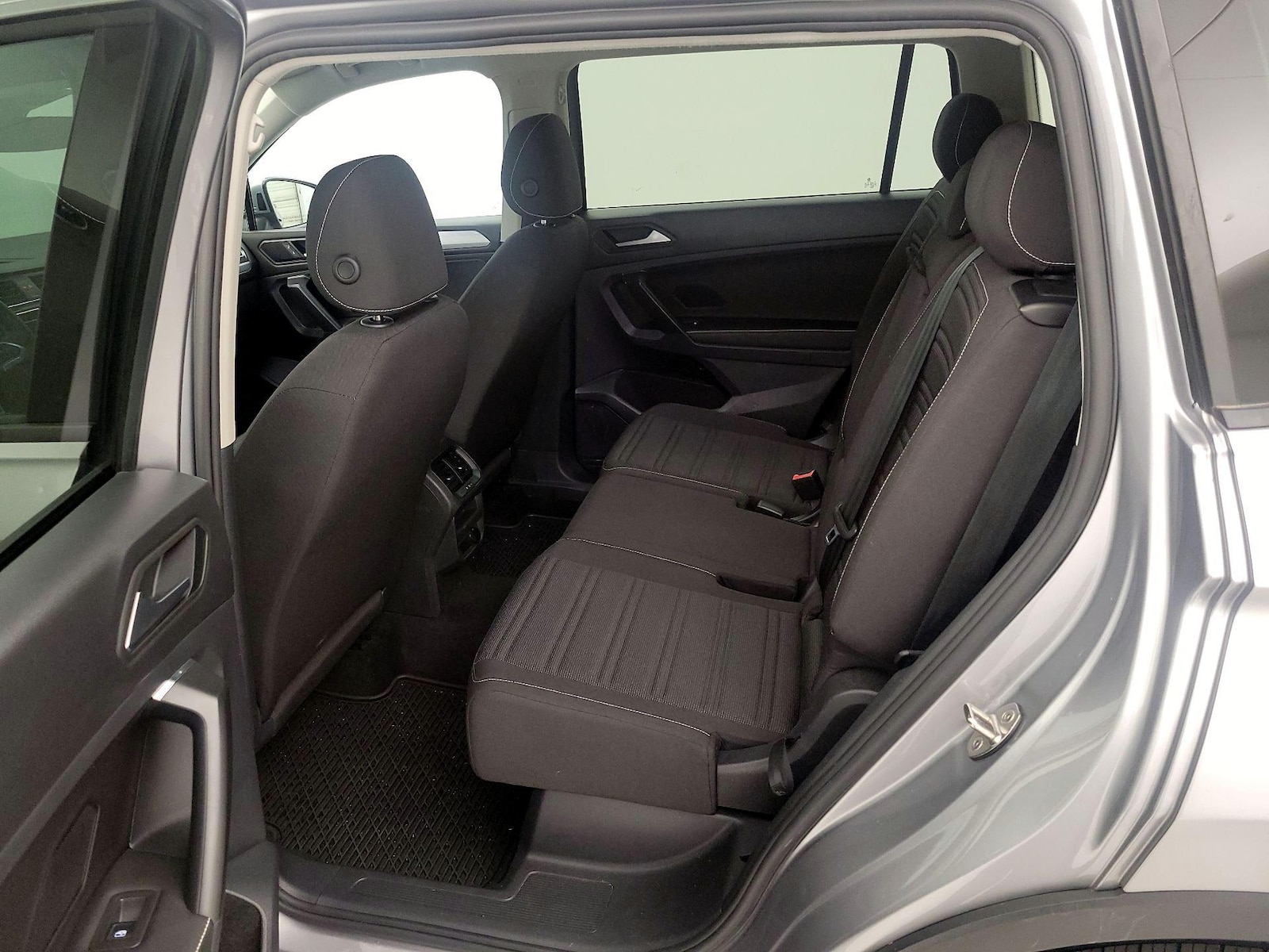 2023 Volkswagen Tiguan S - Photo 20