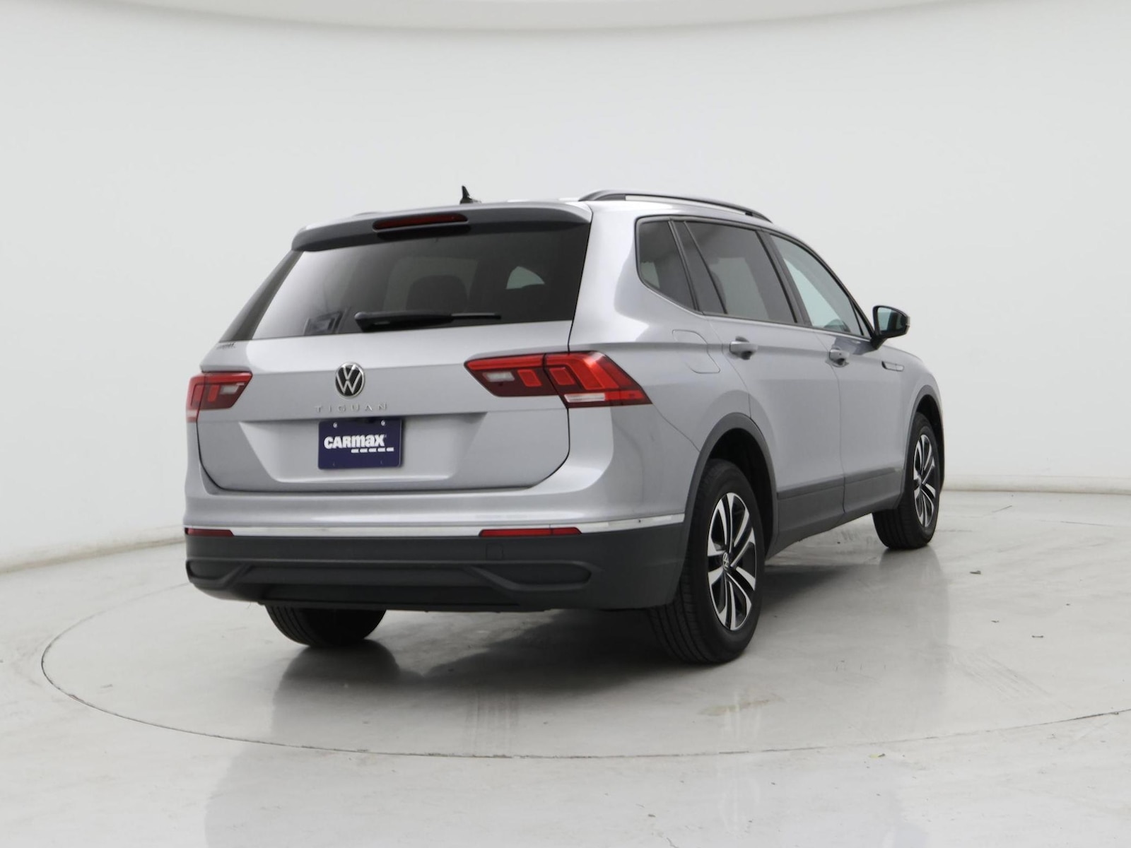 2023 Volkswagen Tiguan S - Photo 9